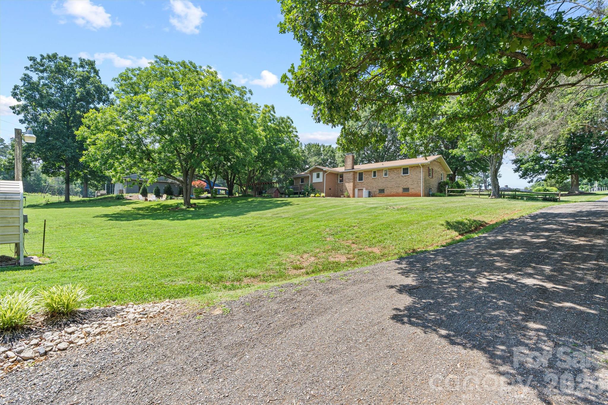 256 Johnson Dairy Road — Mooresville