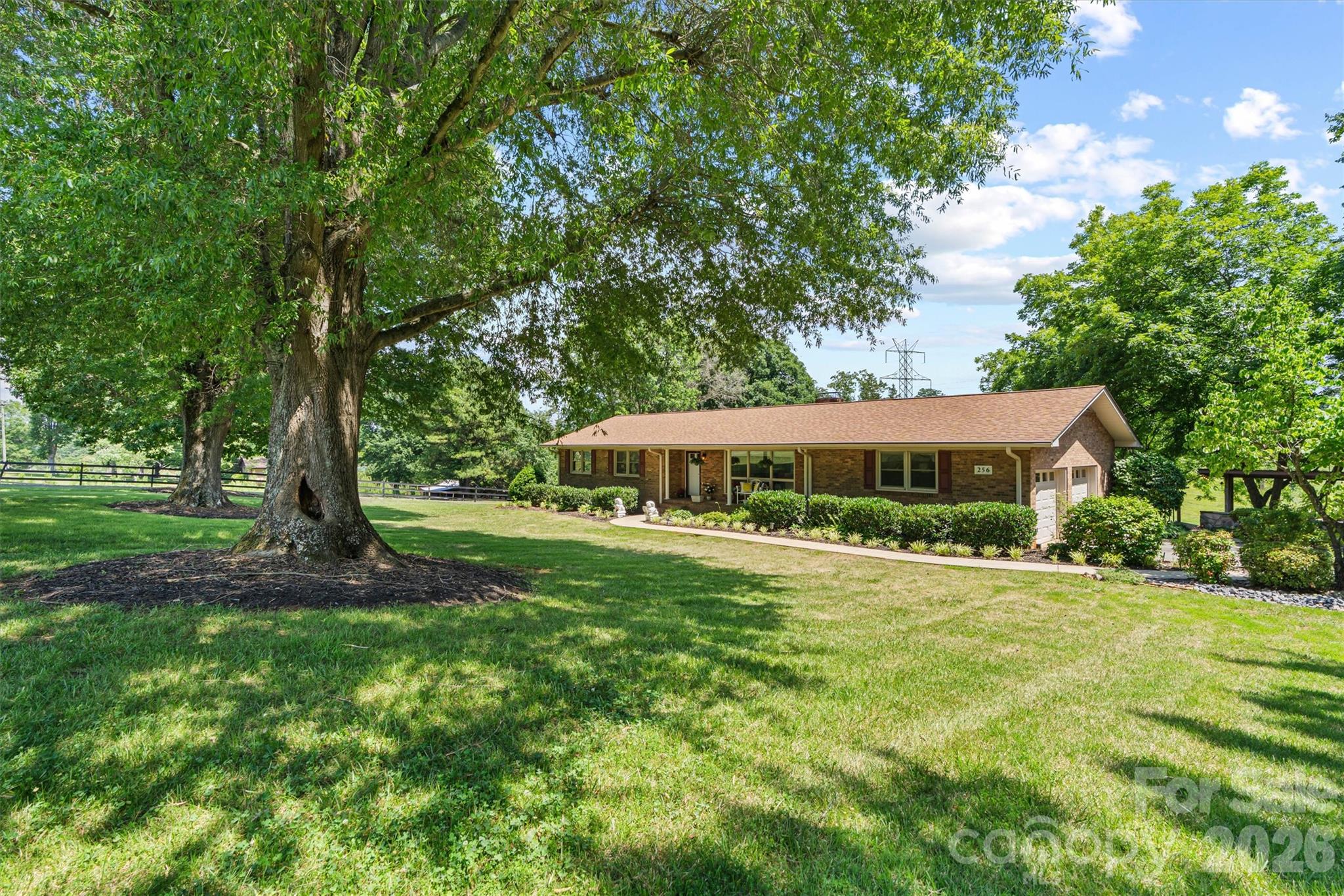 256 Johnson Dairy Road — Mooresville