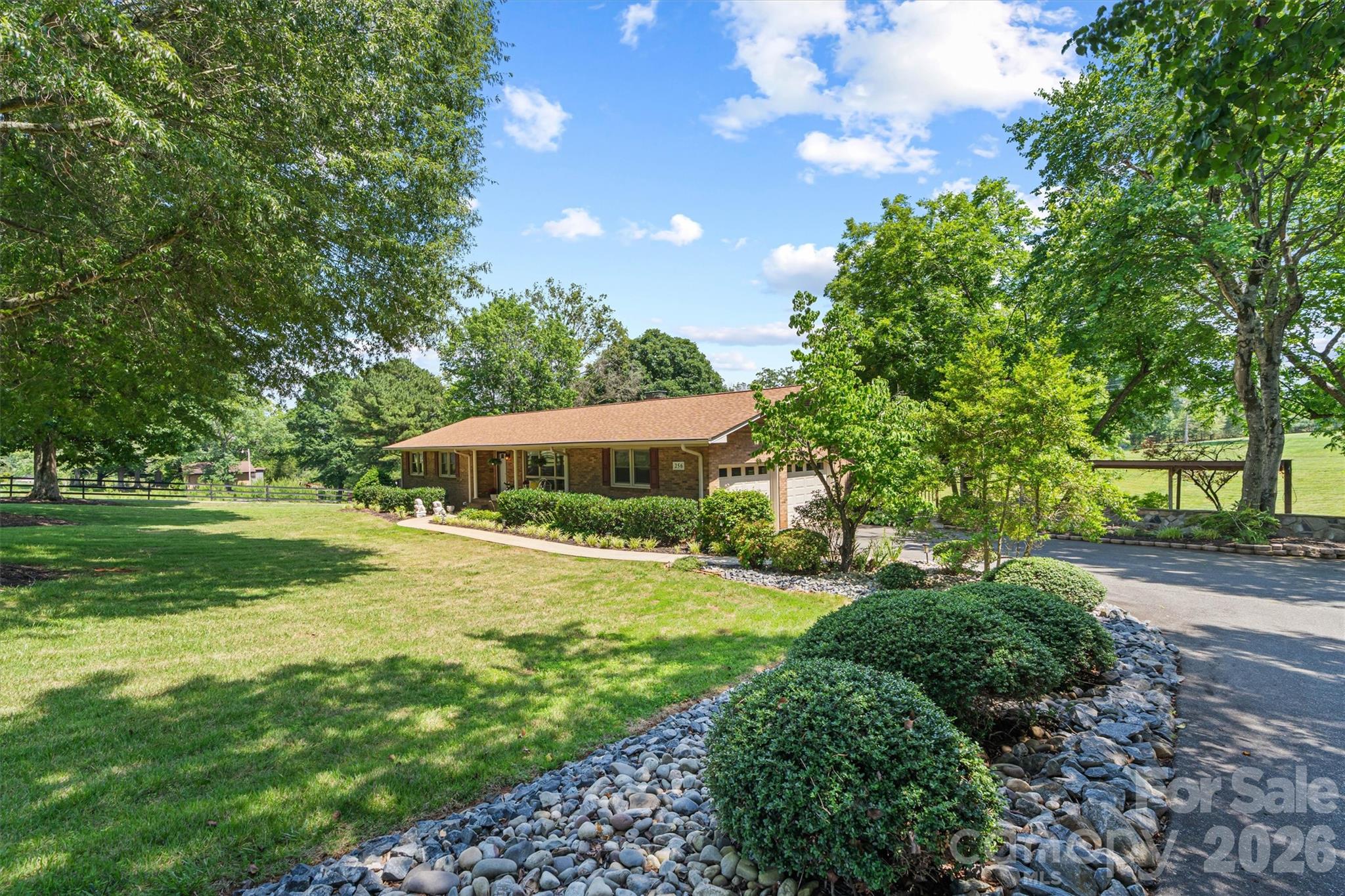 256 Johnson Dairy Road — Mooresville