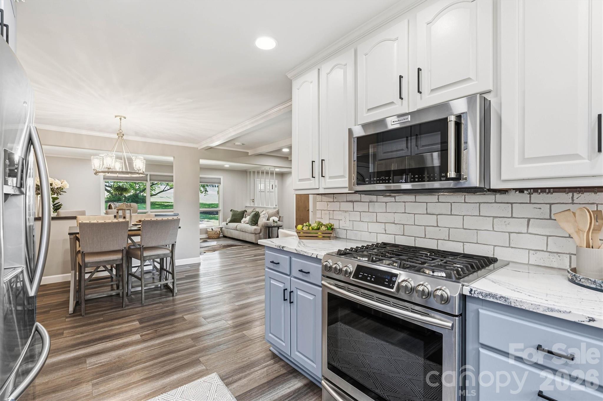 256 Johnson Dairy Road — Mooresville