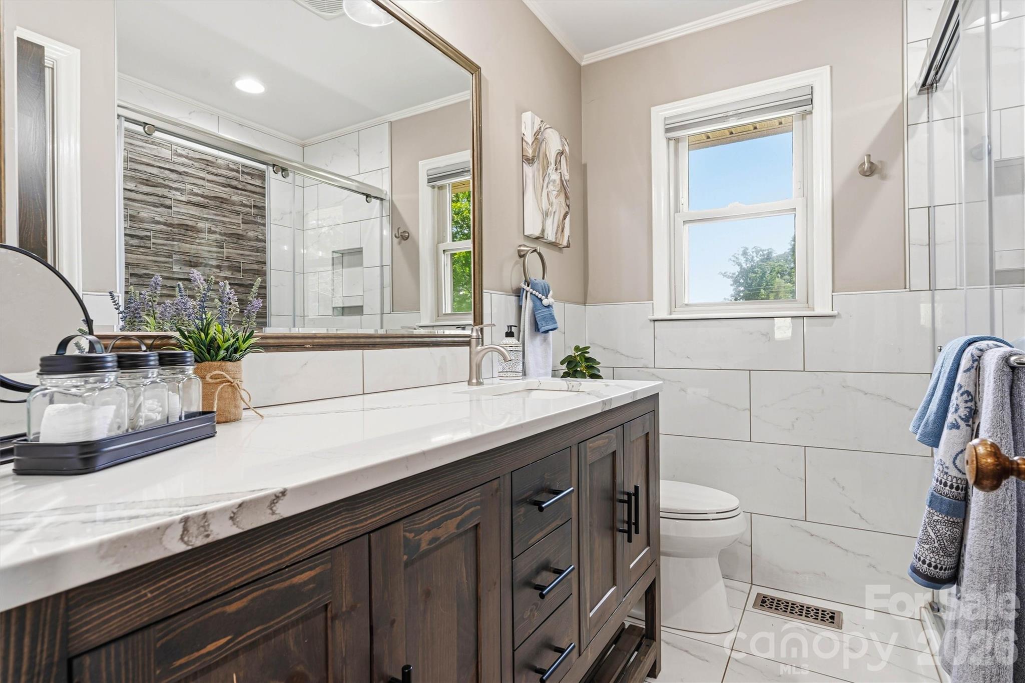 256 Johnson Dairy Road — Mooresville