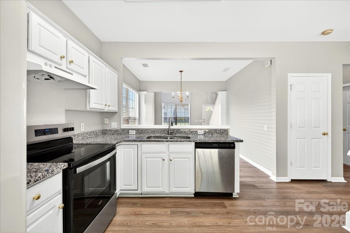 2435 Normancrest Court — Charlotte