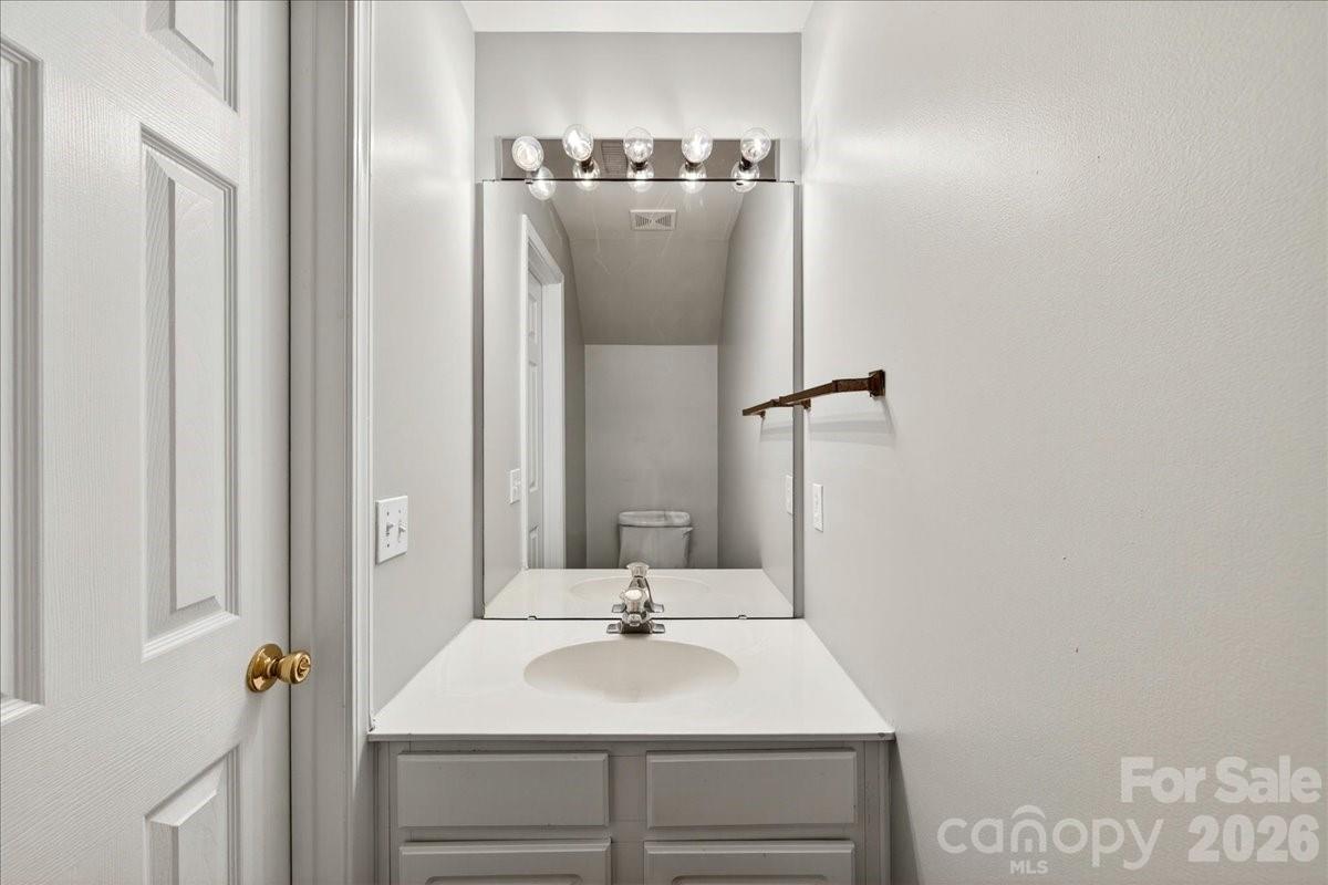 2435 Normancrest Court — Charlotte
