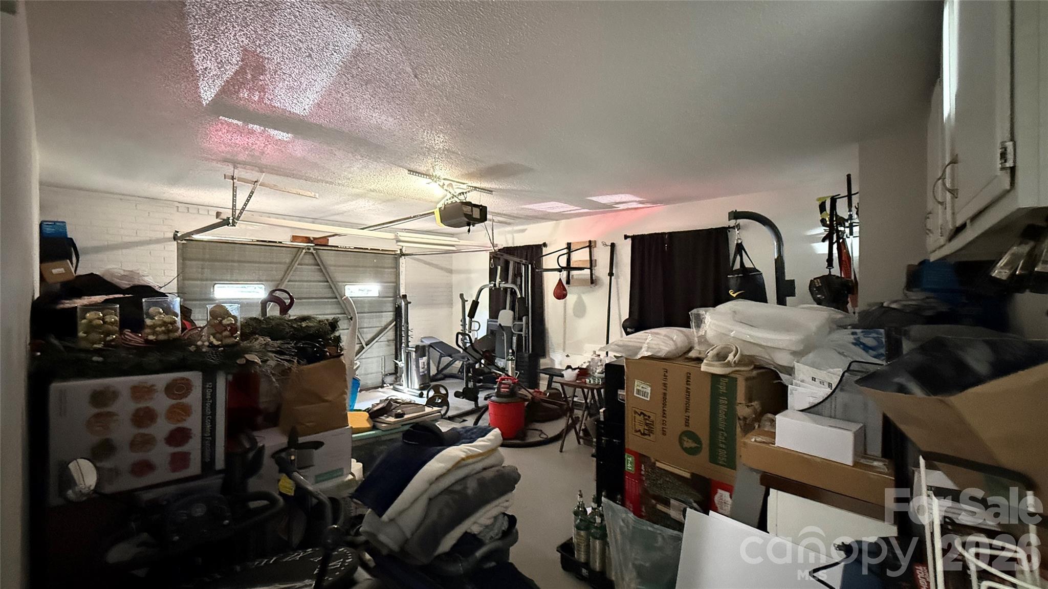 172 Parkland Drive — Forest City