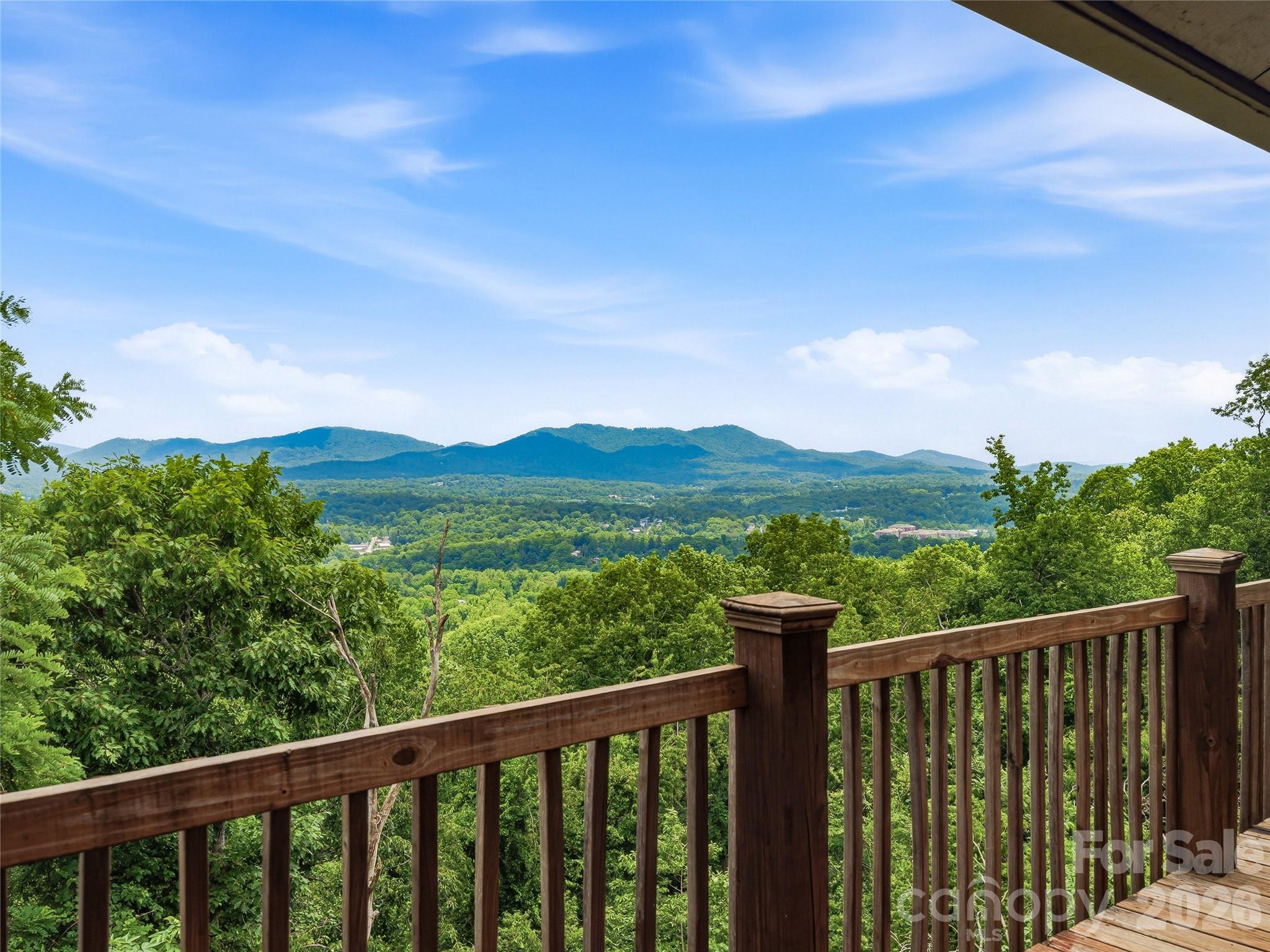 536 Windswept Drive — Asheville