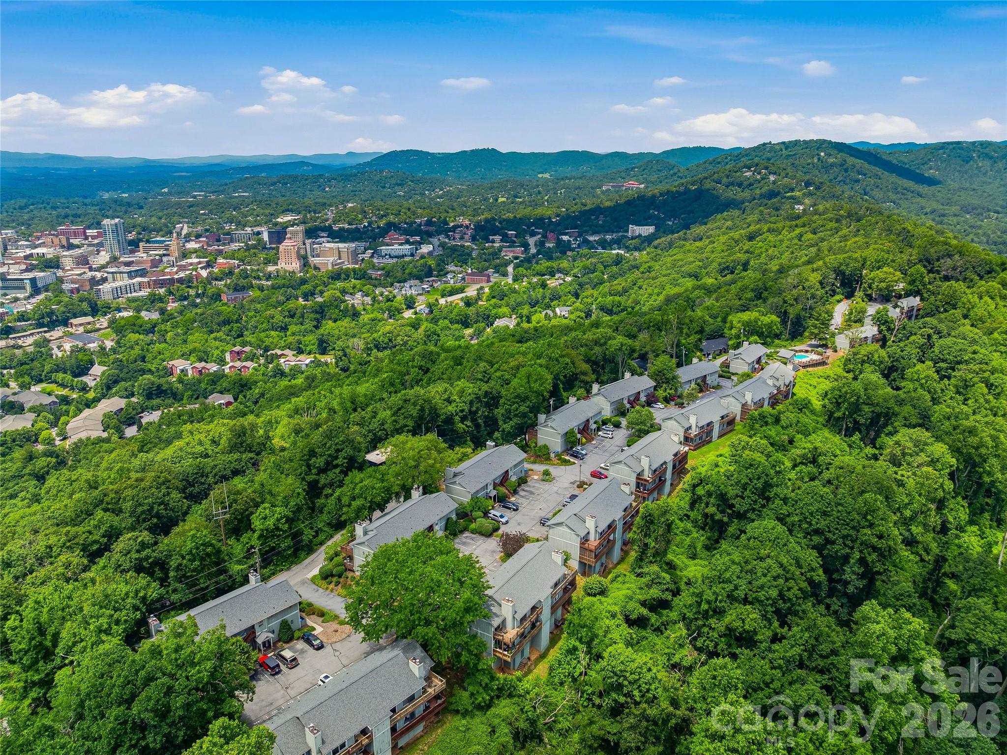 536 Windswept Drive — Asheville