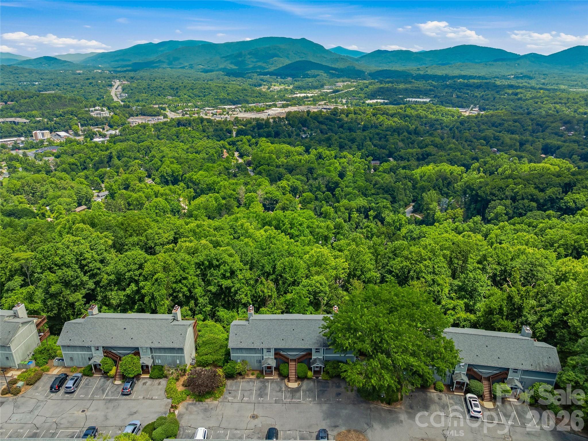 536 Windswept Drive — Asheville
