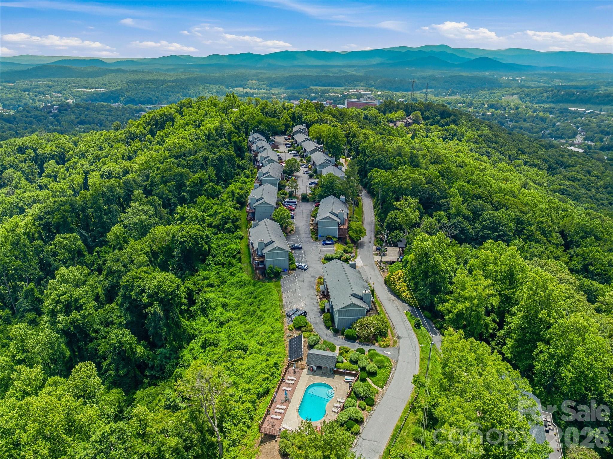 536 Windswept Drive — Asheville