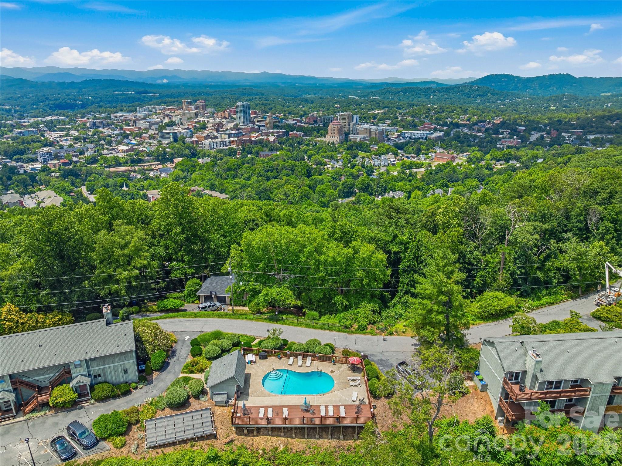 536 Windswept Drive — Asheville