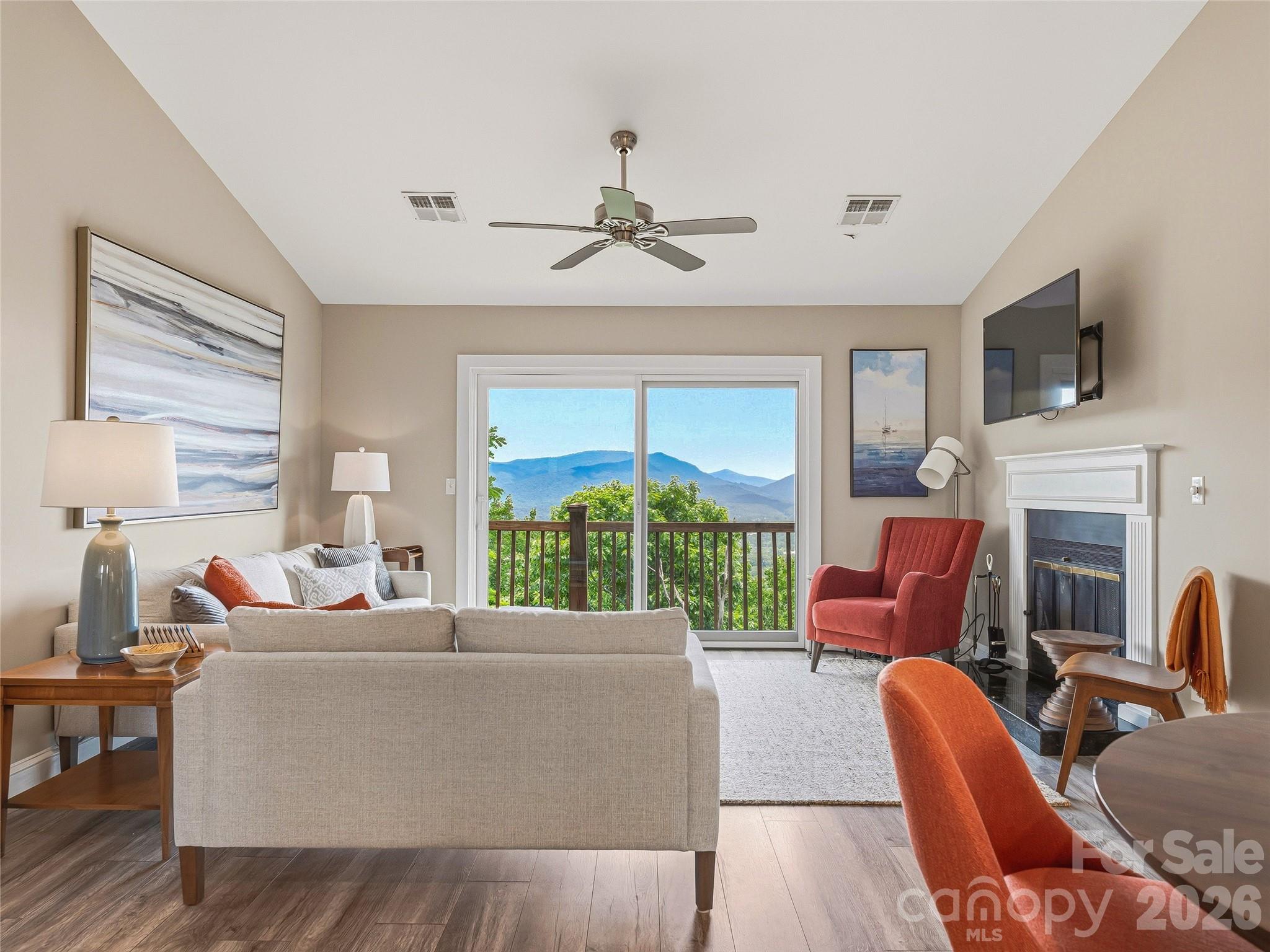 536 Windswept Drive — Asheville