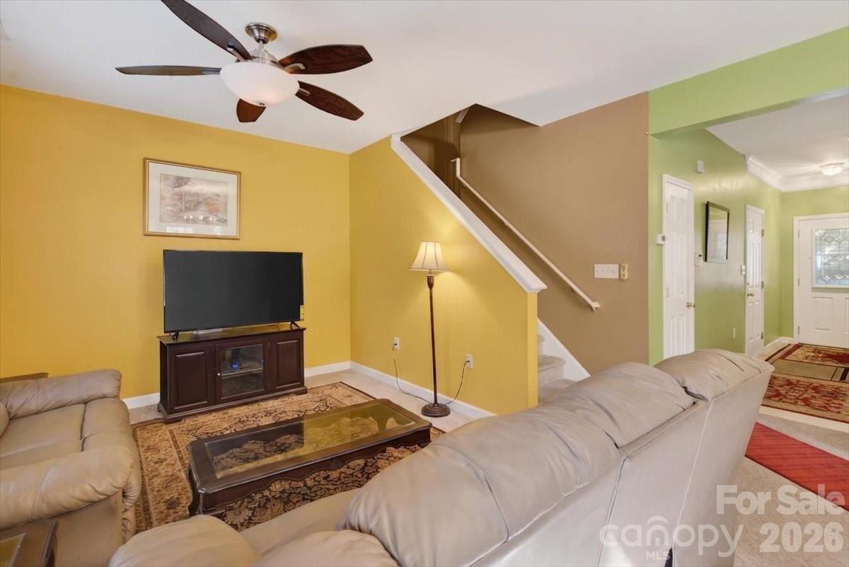 5927 Pisgah Way — Charlotte