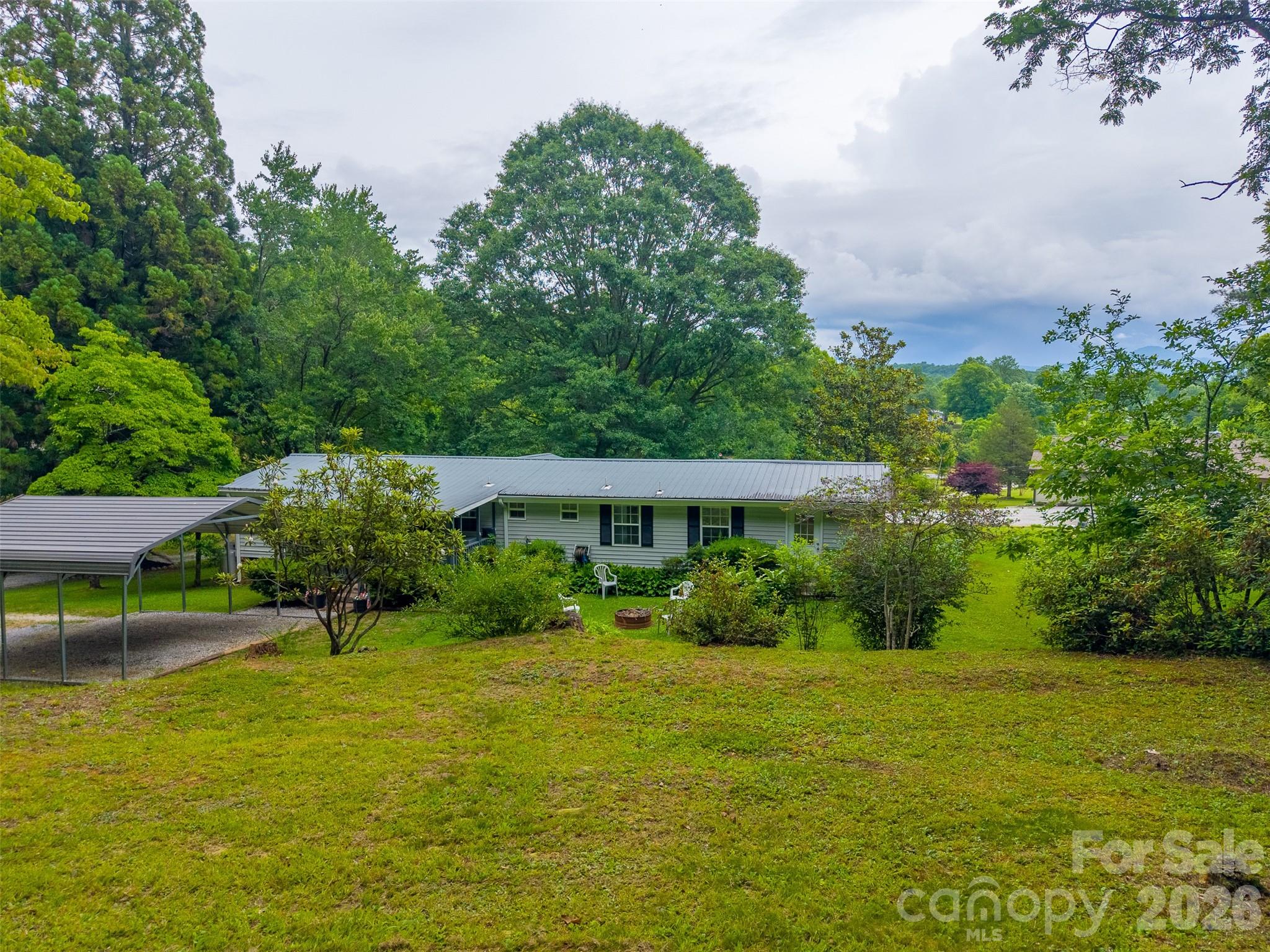 1350 N Skeenah Road — Franklin