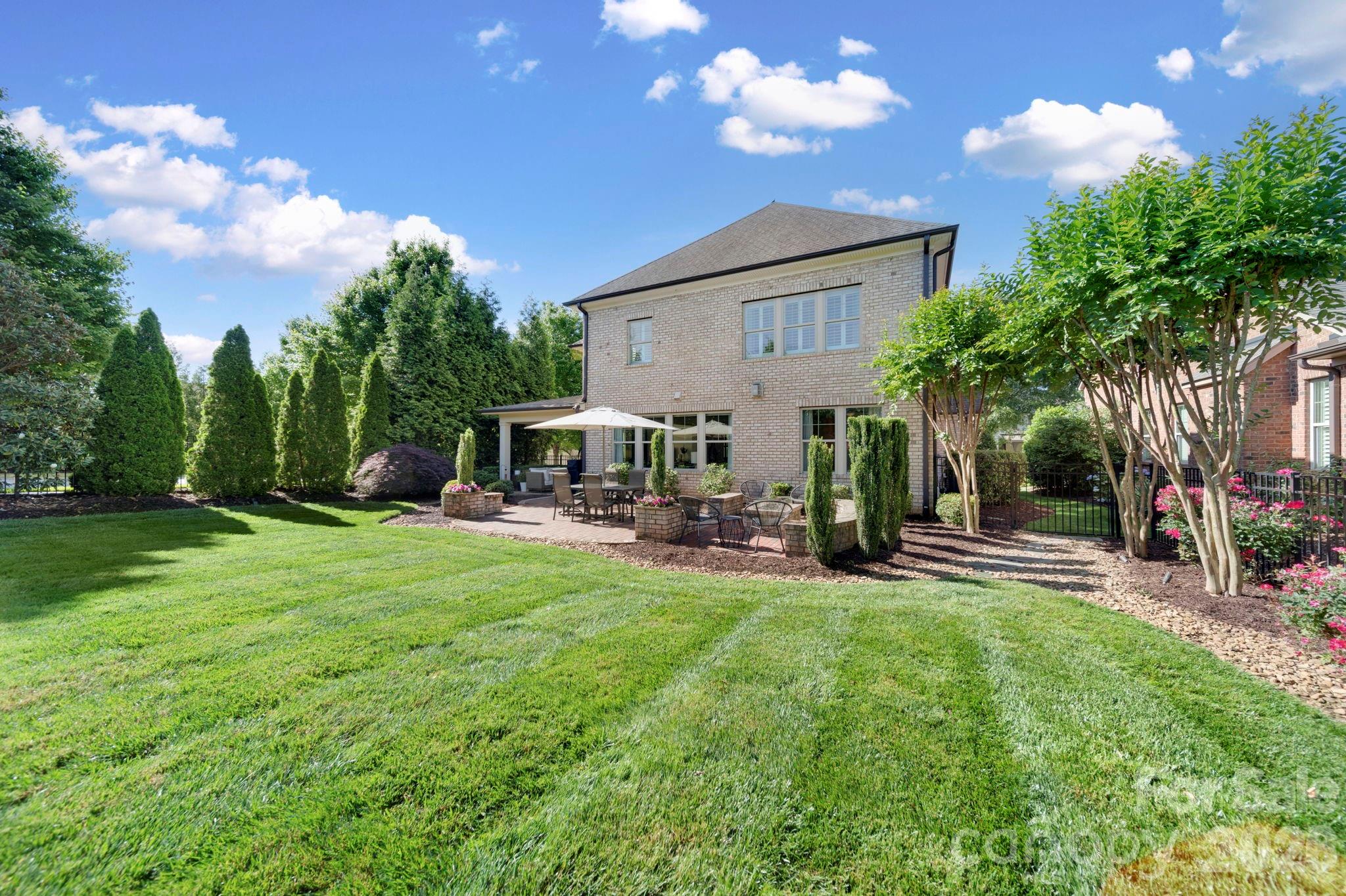9141 Robbins Preserve Road — Cornelius