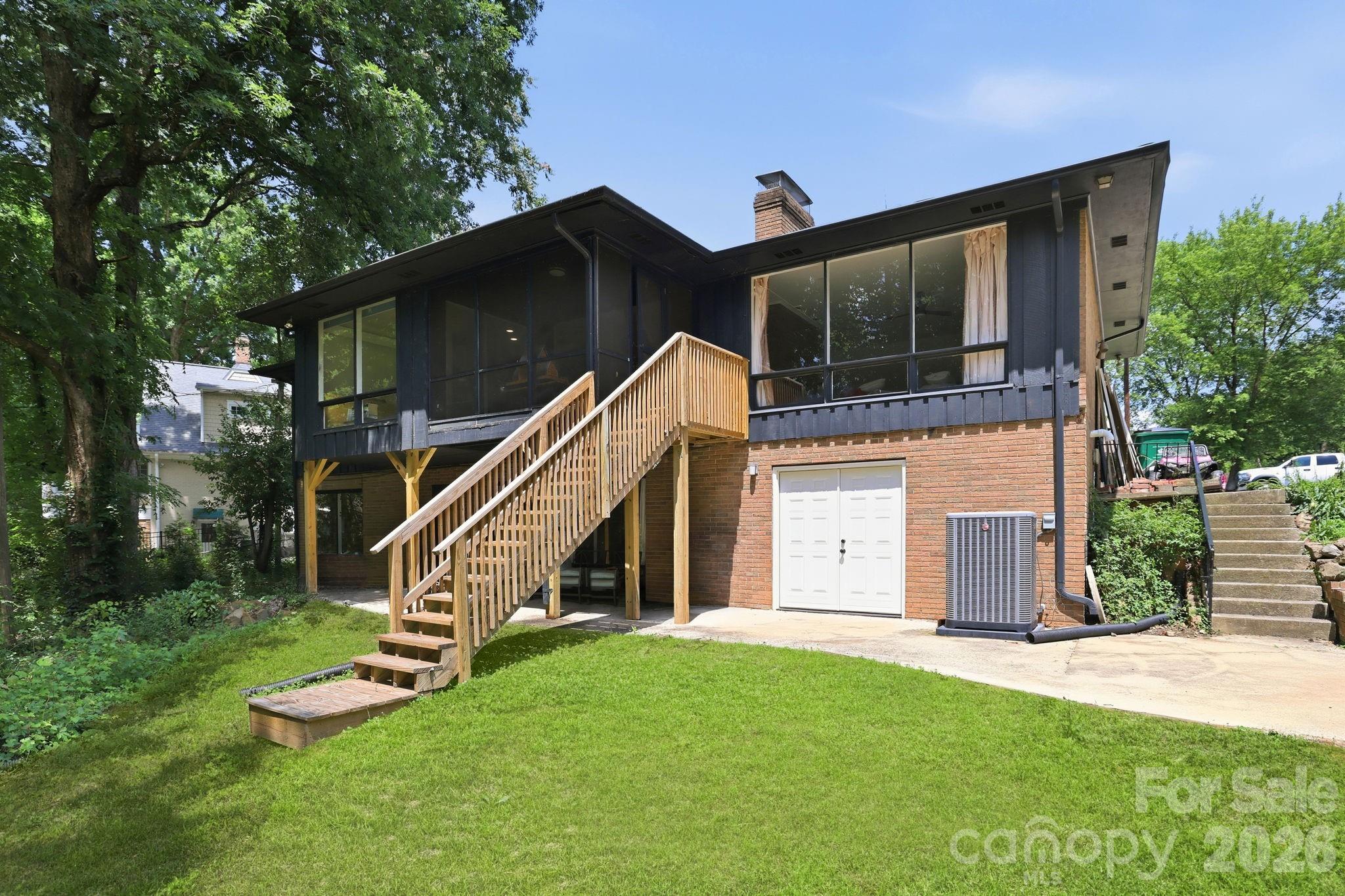 3034 Eastburn Road — Charlotte