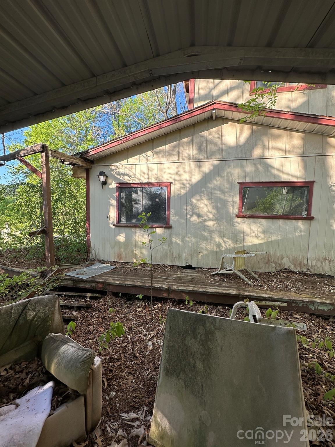 33 Timothy Way — Pisgah Forest