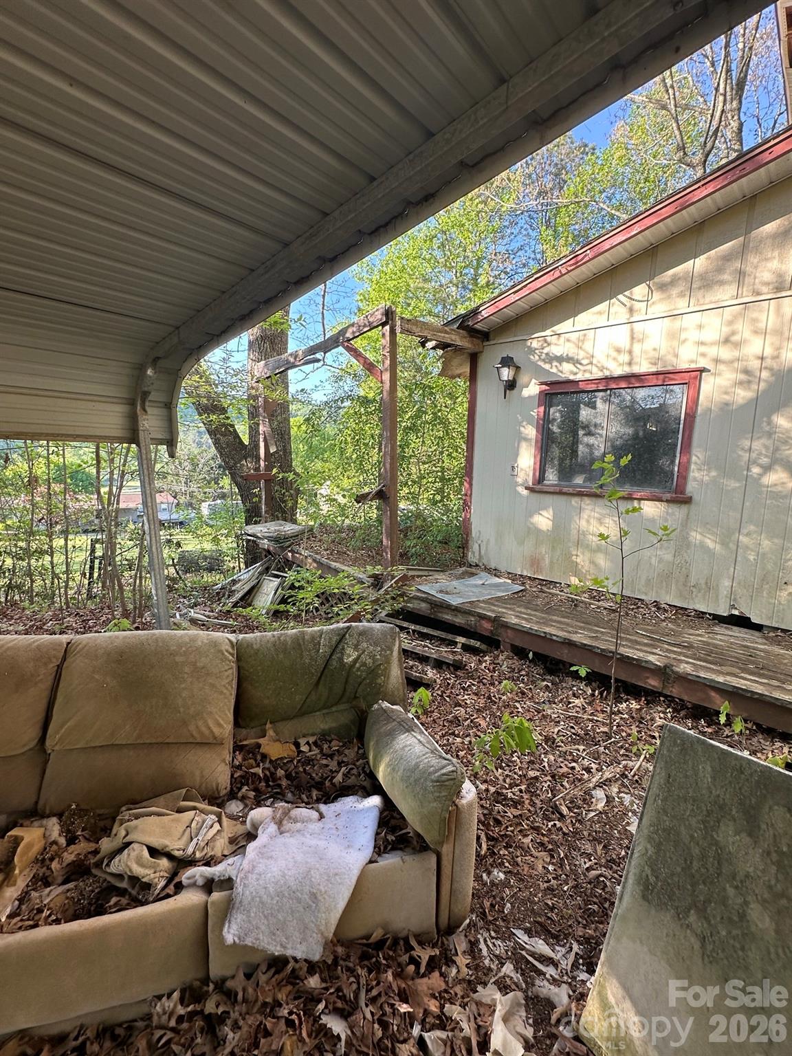 33 Timothy Way — Pisgah Forest