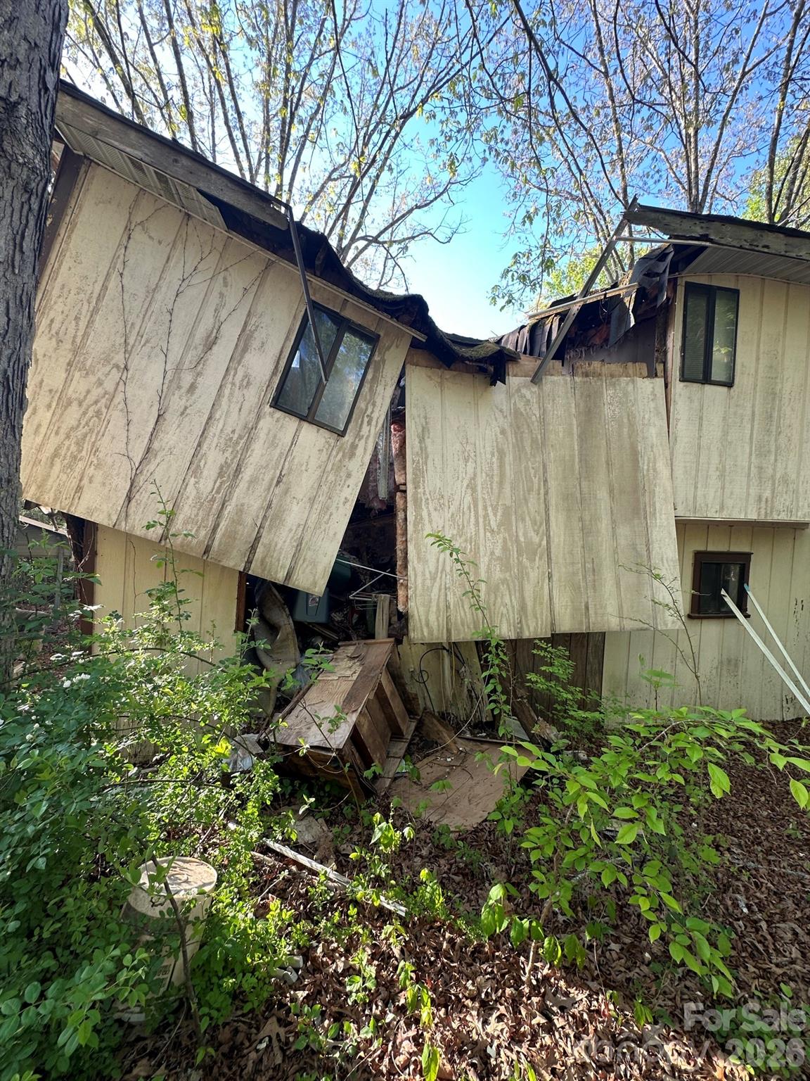 33 Timothy Way — Pisgah Forest