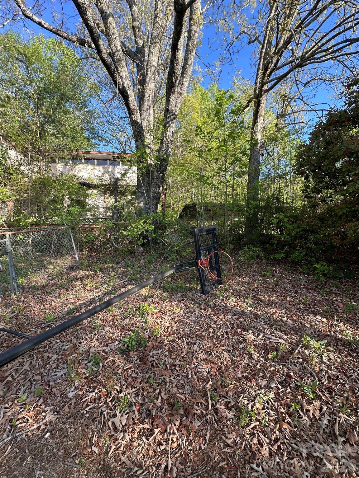 33 Timothy Way — Pisgah Forest