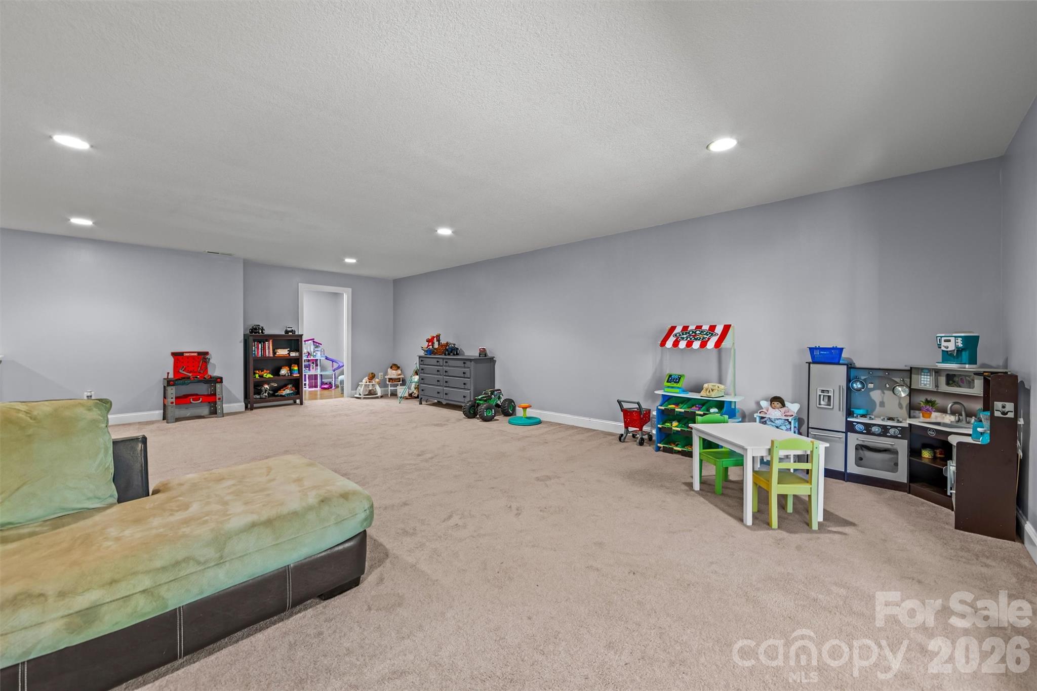 11 Jupiter Hills Drive — Weaverville