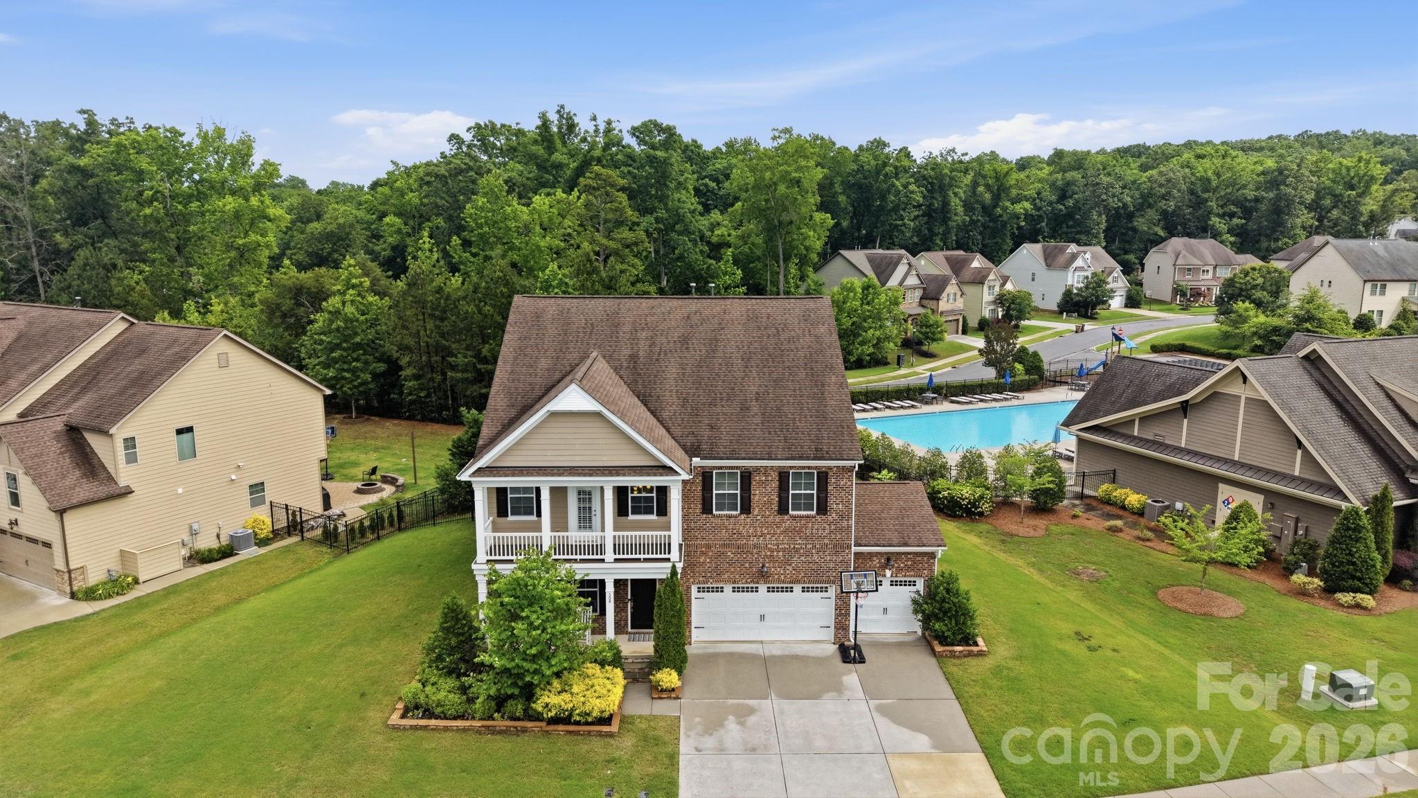 308 Somerled Way — Waxhaw
