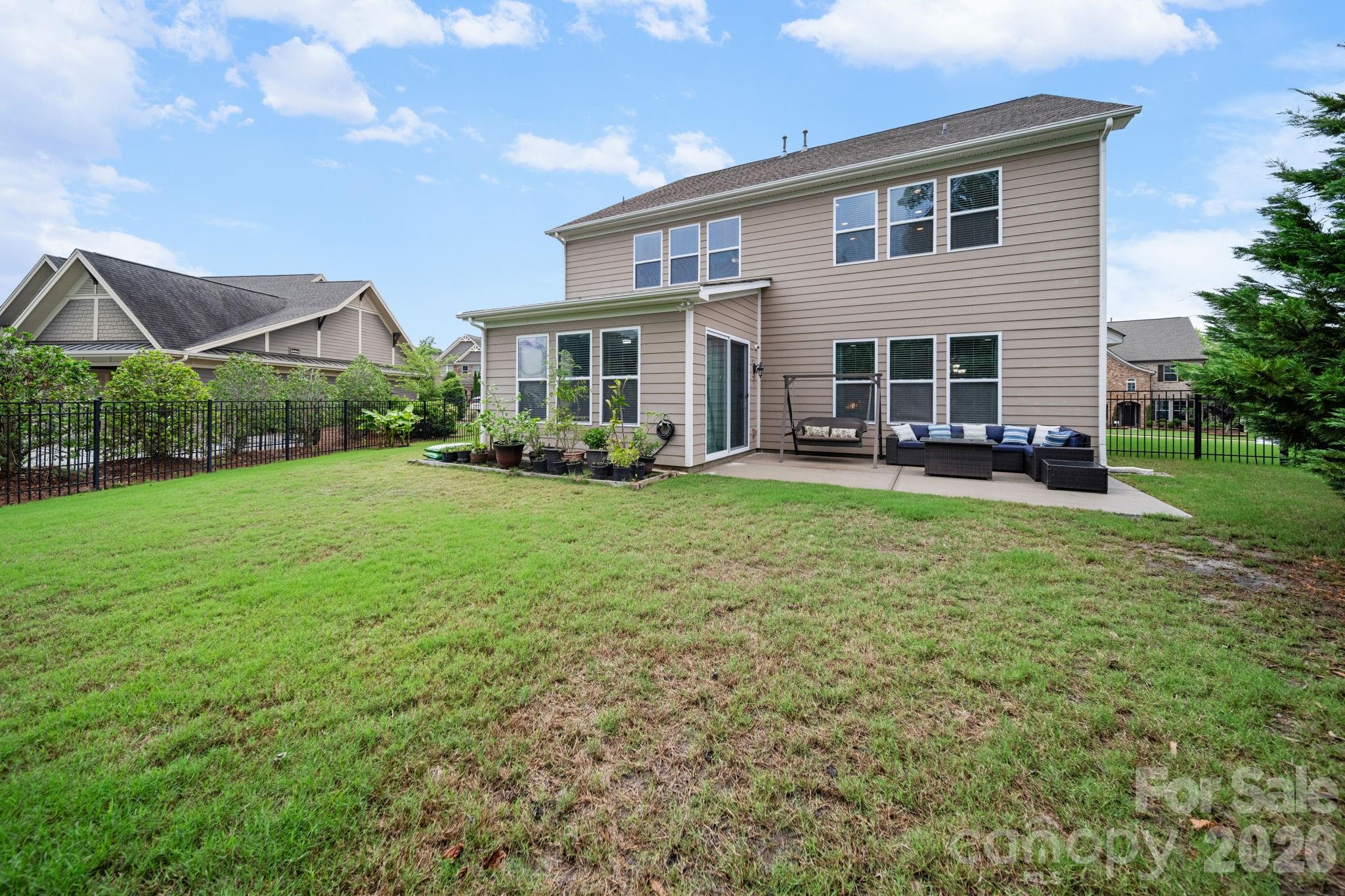 308 Somerled Way — Waxhaw