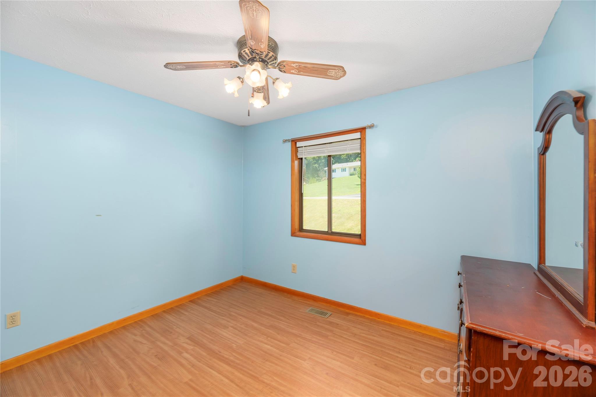 99 Young Drive — Candler