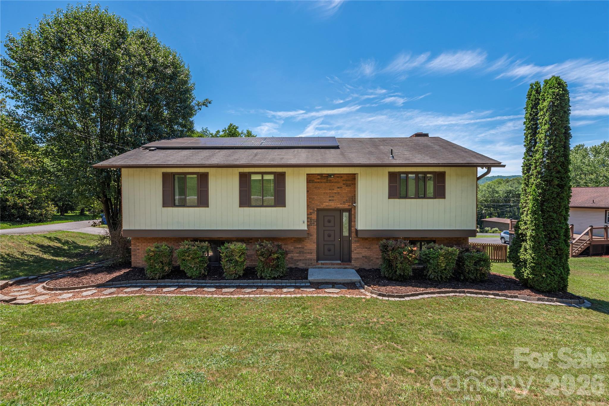 99 Young Drive — Candler