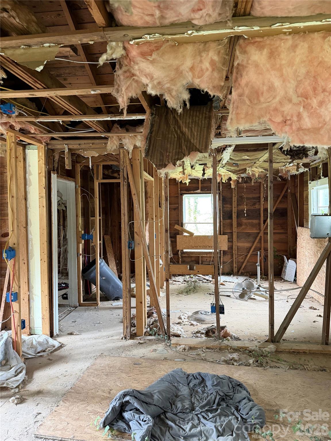 2706 Sunset Drive — Gastonia