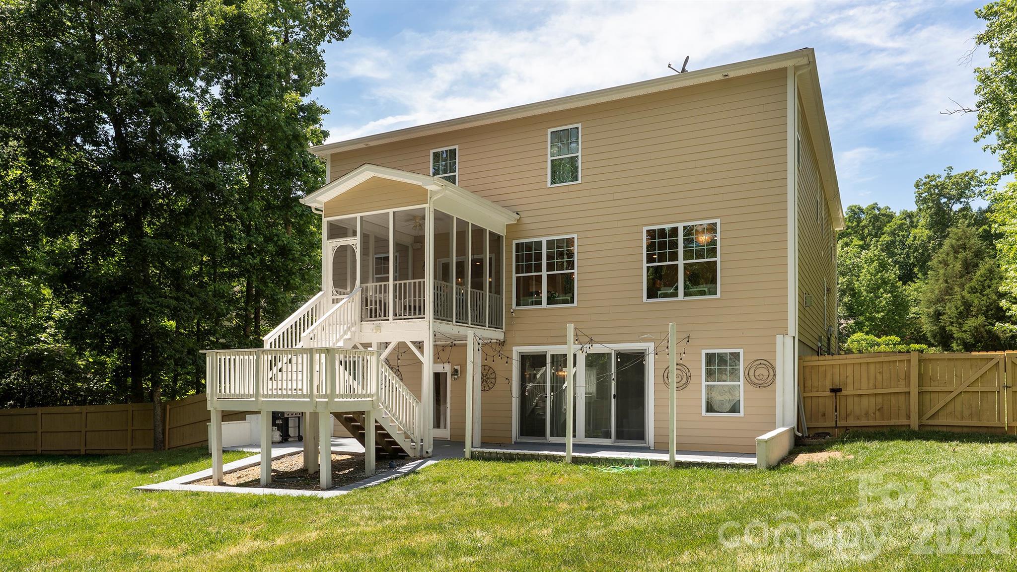 7302 snowbird Court — Mint Hill