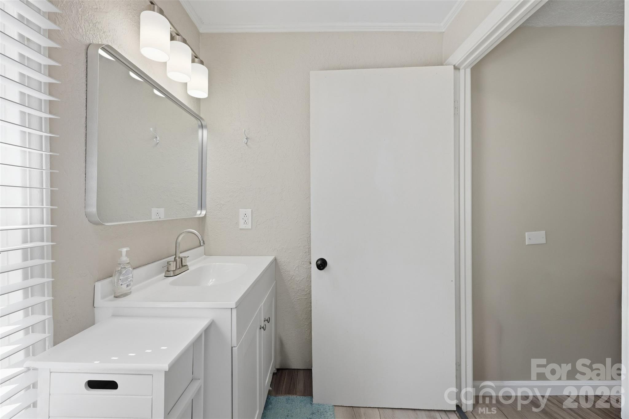391 & 395 Poplar Springs Road — Elkin