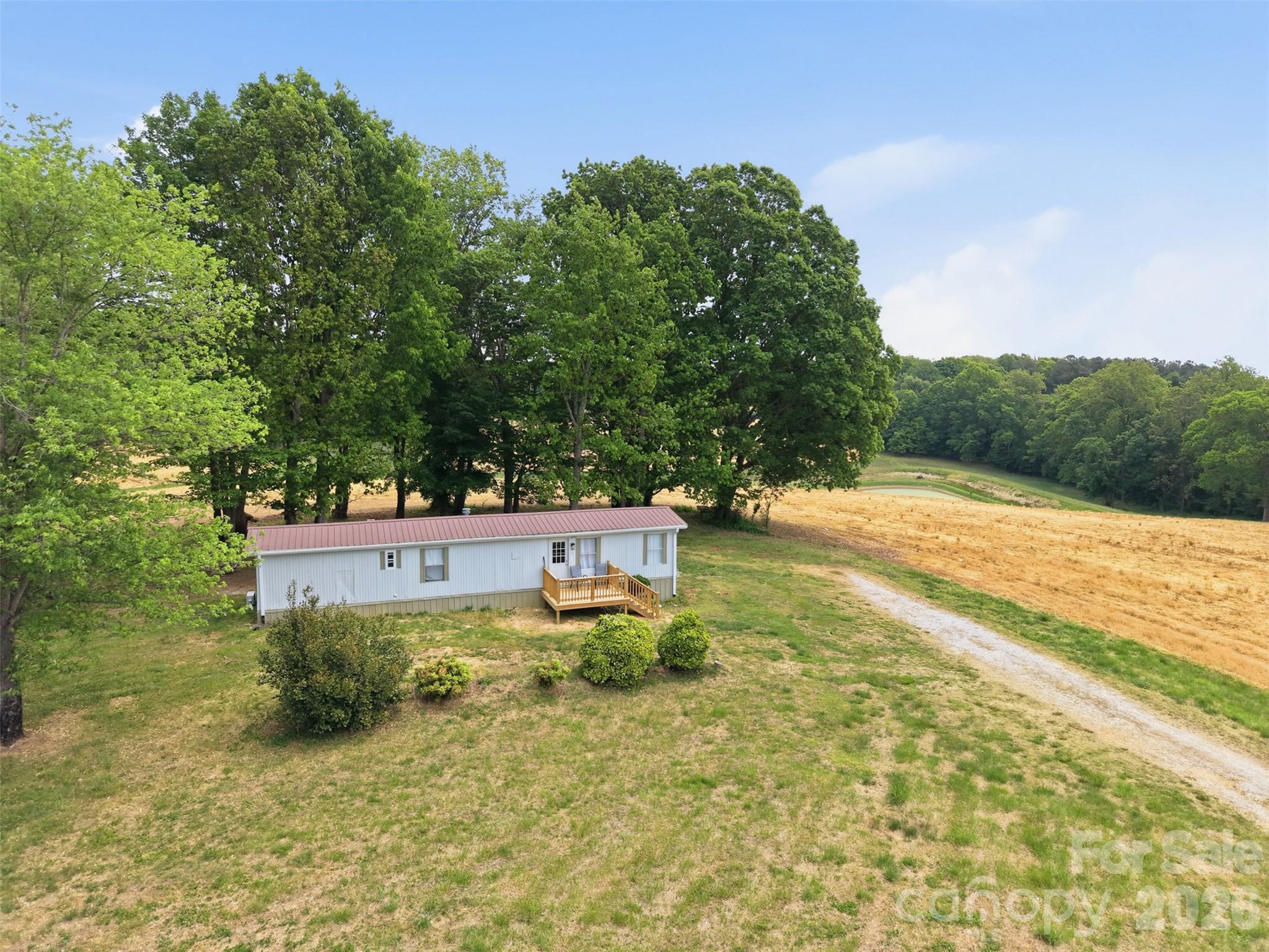 391 & 395 Poplar Springs Road — Elkin