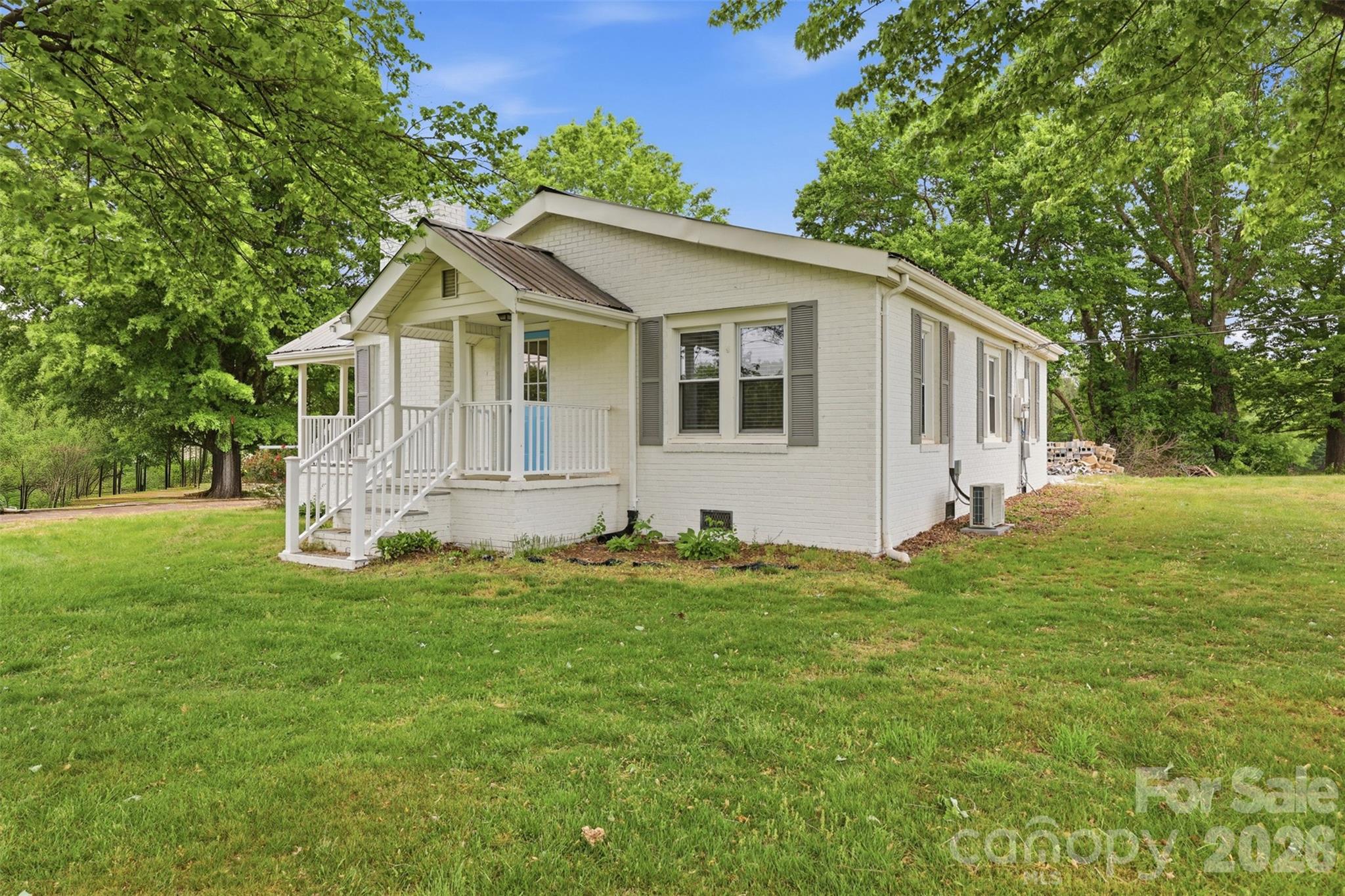 391 & 395 Poplar Springs Road — Elkin