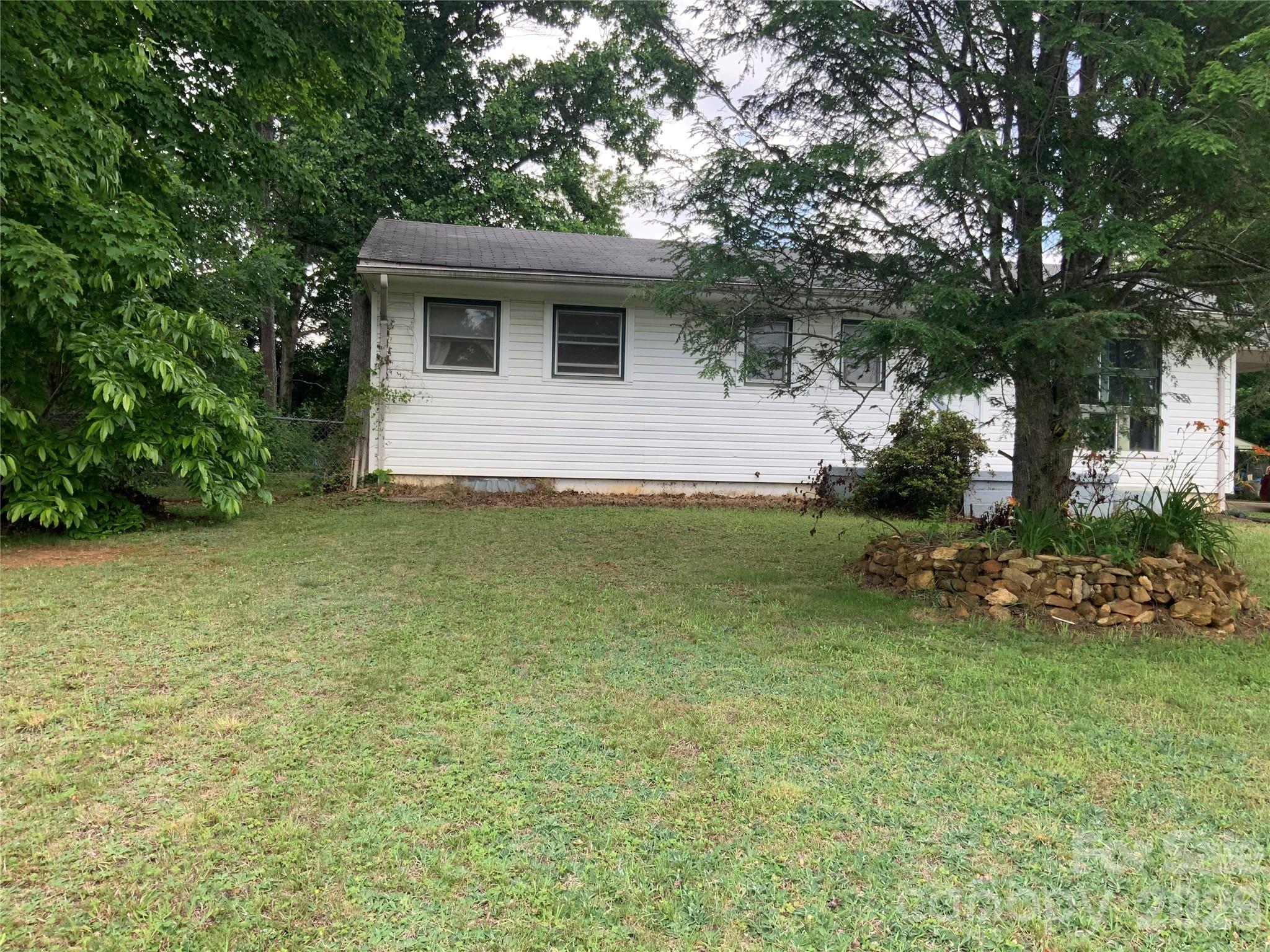 37 HARTSHORN Drive — Candler