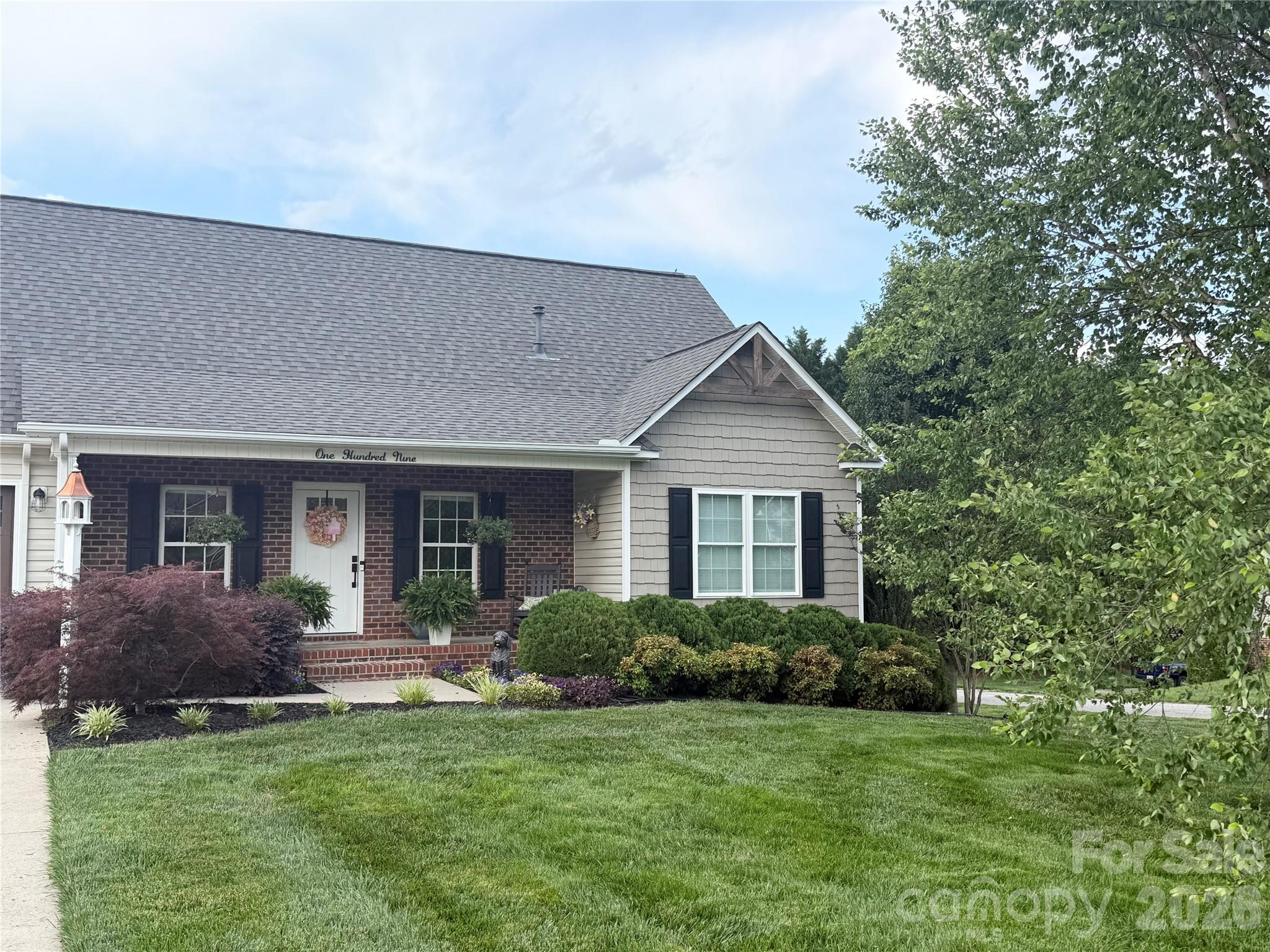 109 White Hall Lane — Hudson