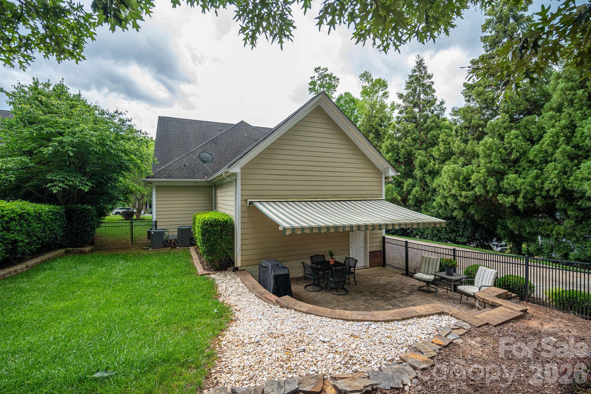 1060 Garibaldi Ridge Court — Belmont