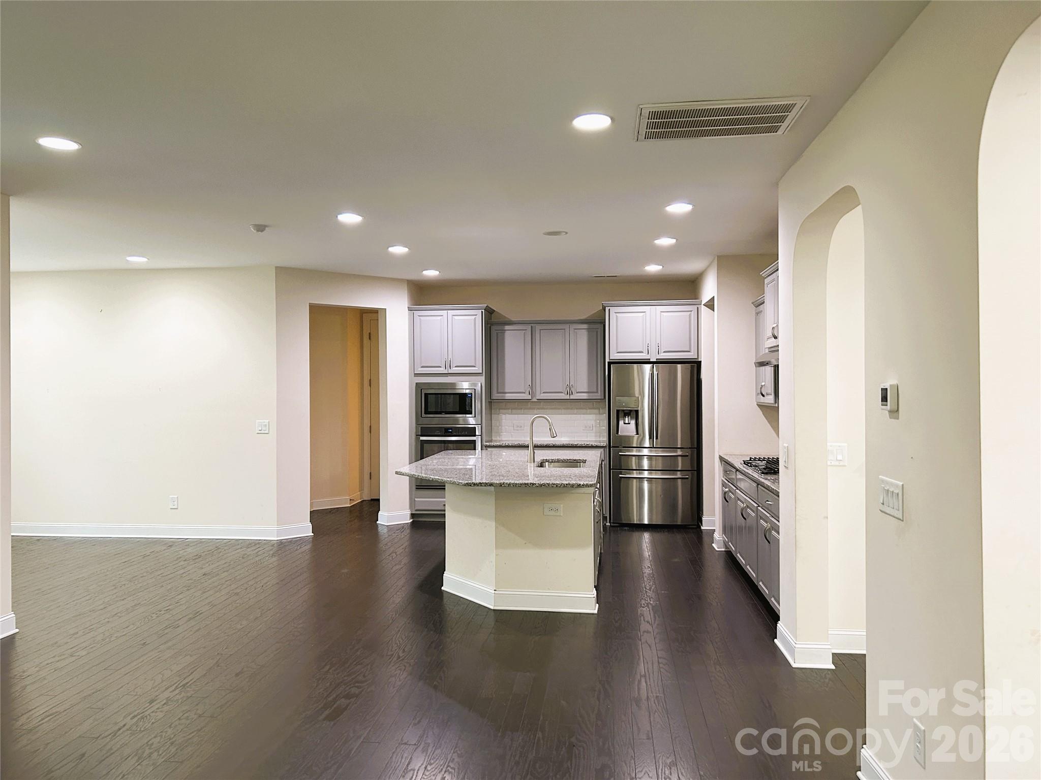 9015 Manor Oak Court — Charlotte