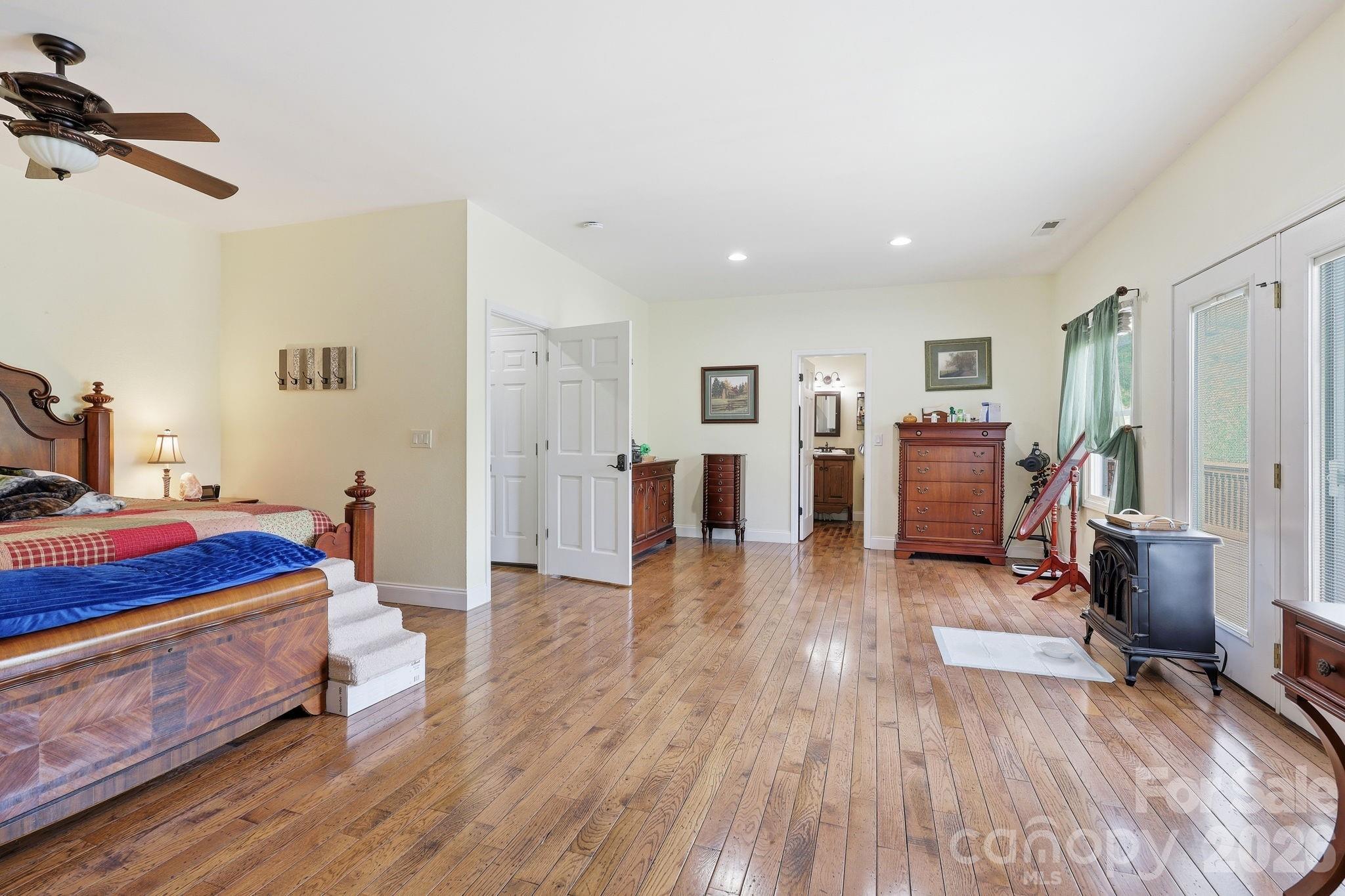 409 Tall Timbers Lane — Waynesville