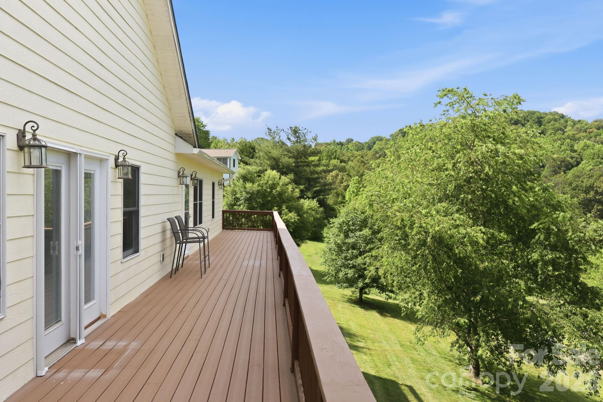 409 Tall Timbers Lane — Waynesville
