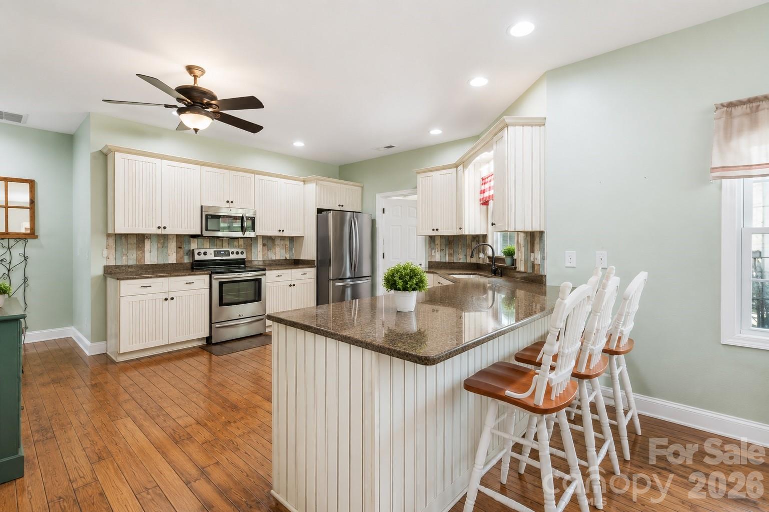 409 Tall Timbers Lane — Waynesville