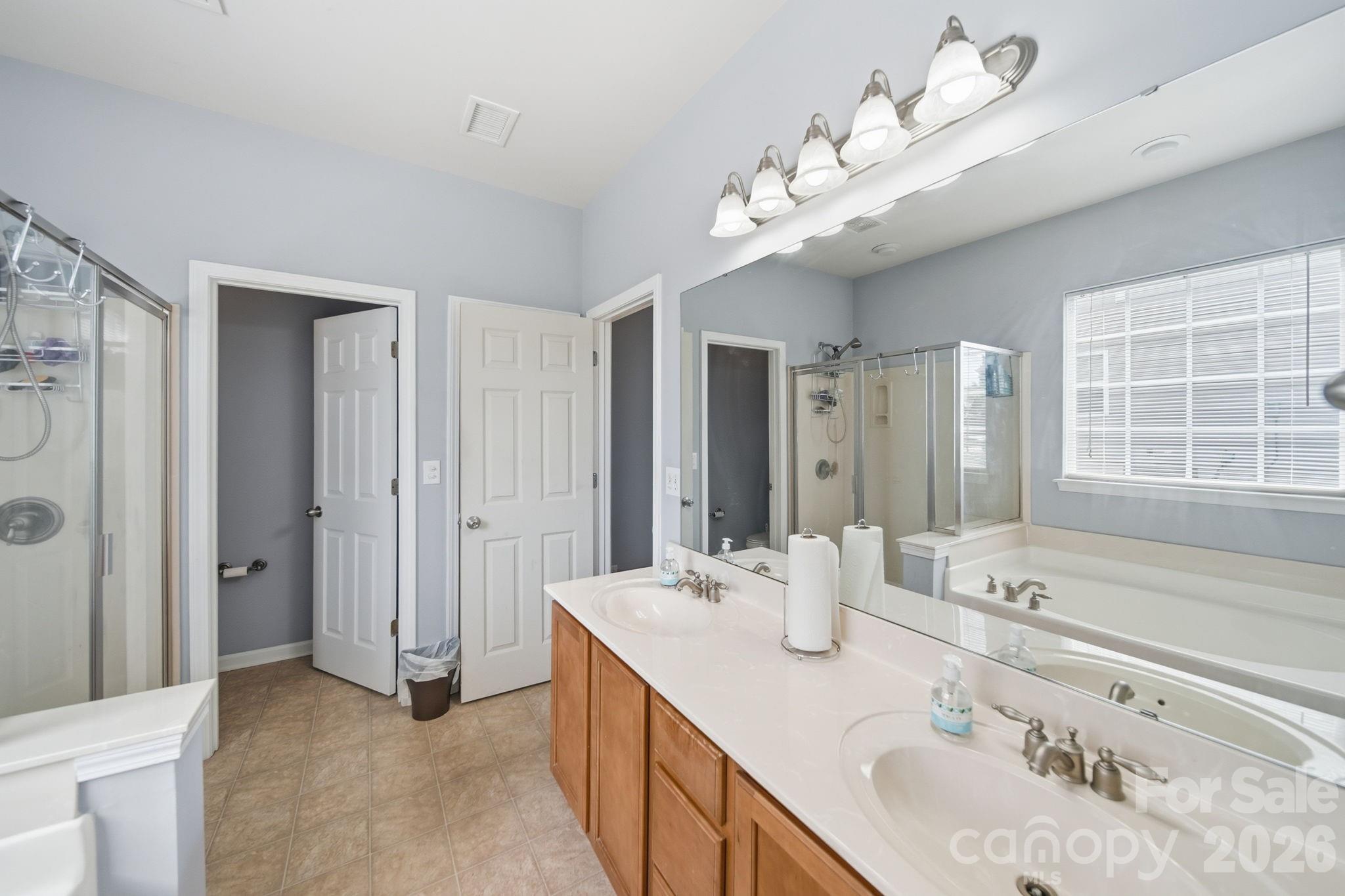 10111 Trailmoor Road — Charlotte