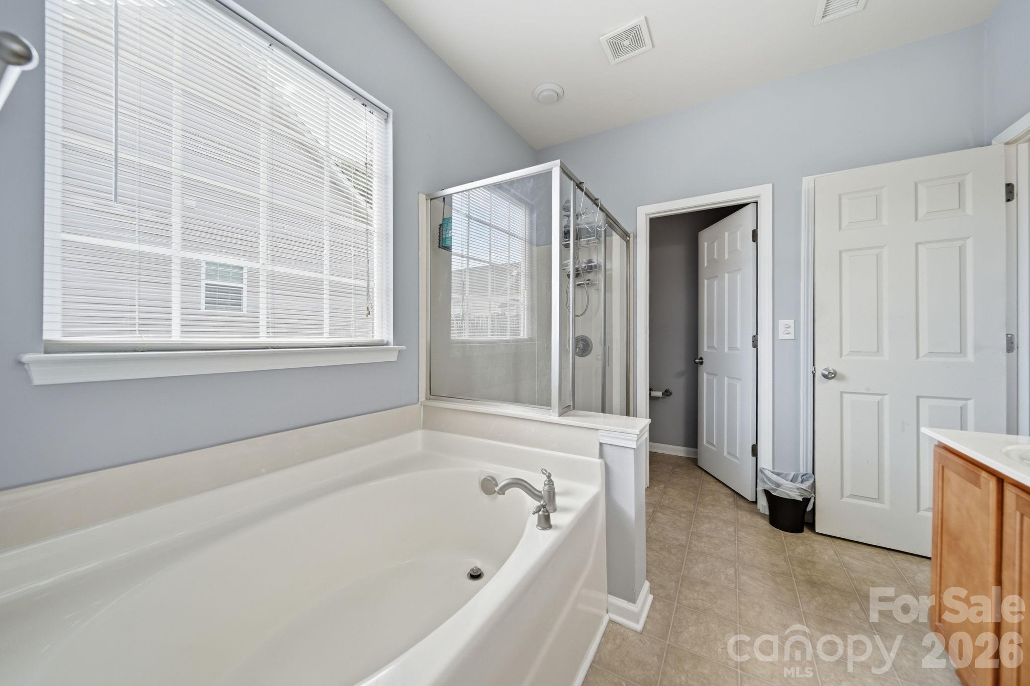10111 Trailmoor Road — Charlotte