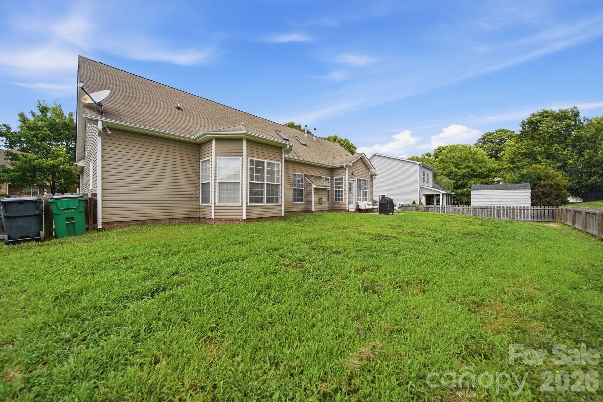 10111 Trailmoor Road — Charlotte
