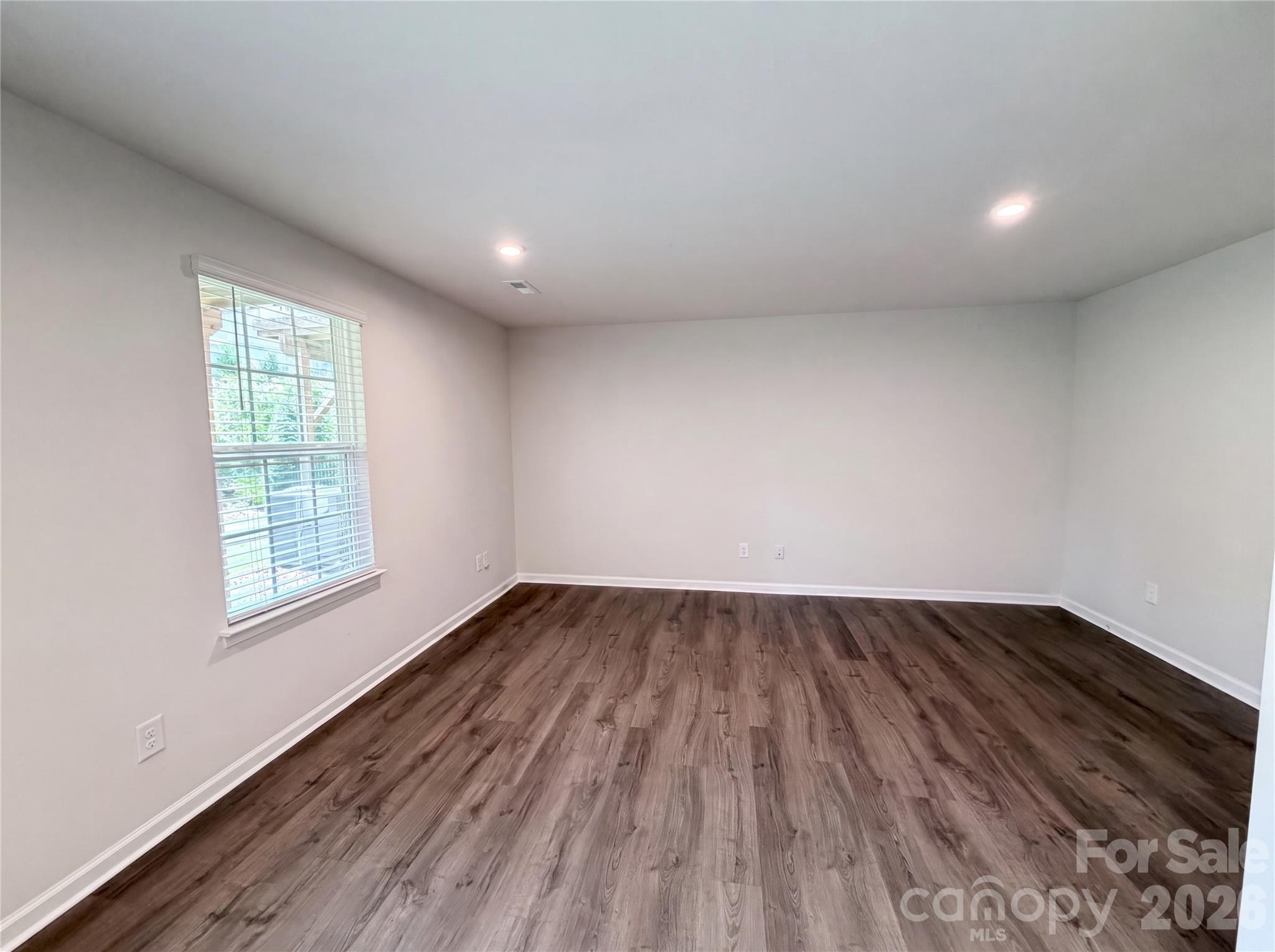 2037 Autumn Cyprus Avenue — Gastonia