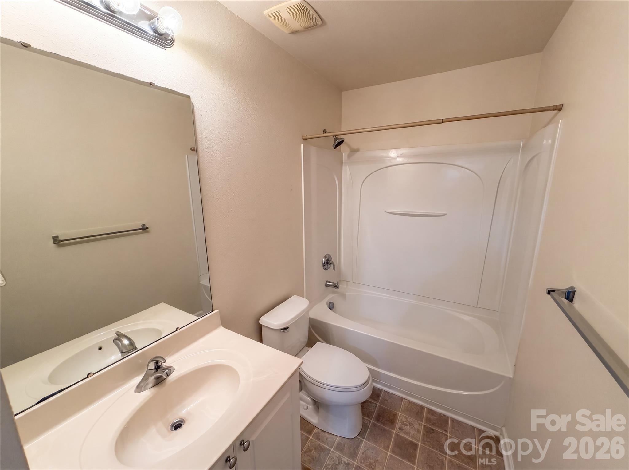 1131 Jordans Pond Lane — Charlotte