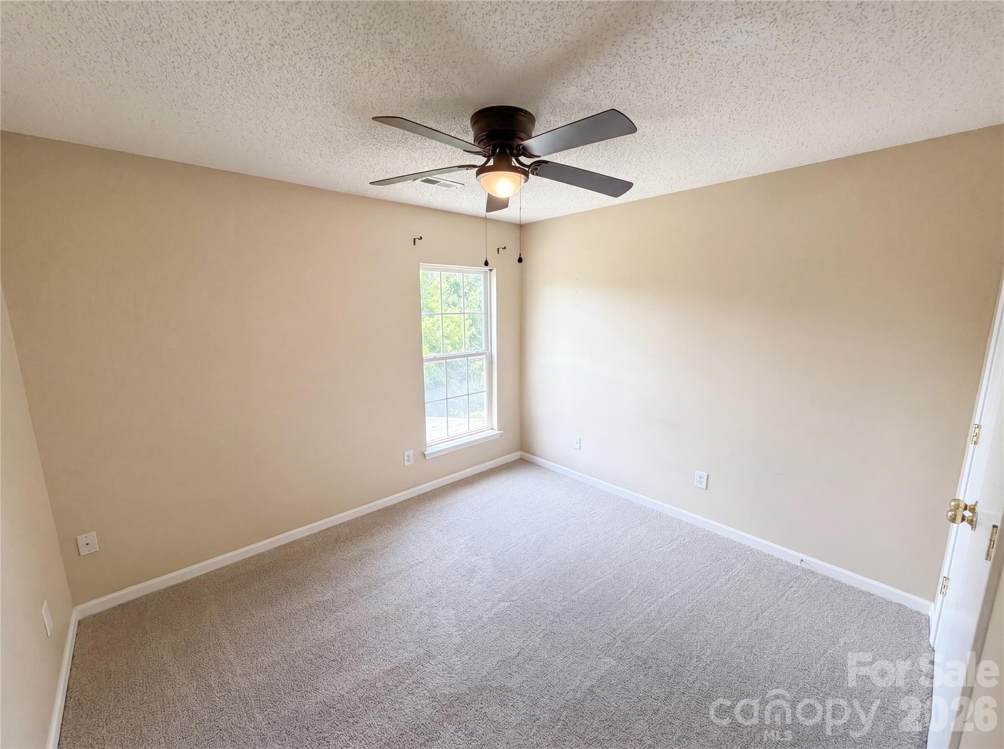 6121 Linda Vista Lane — Charlotte