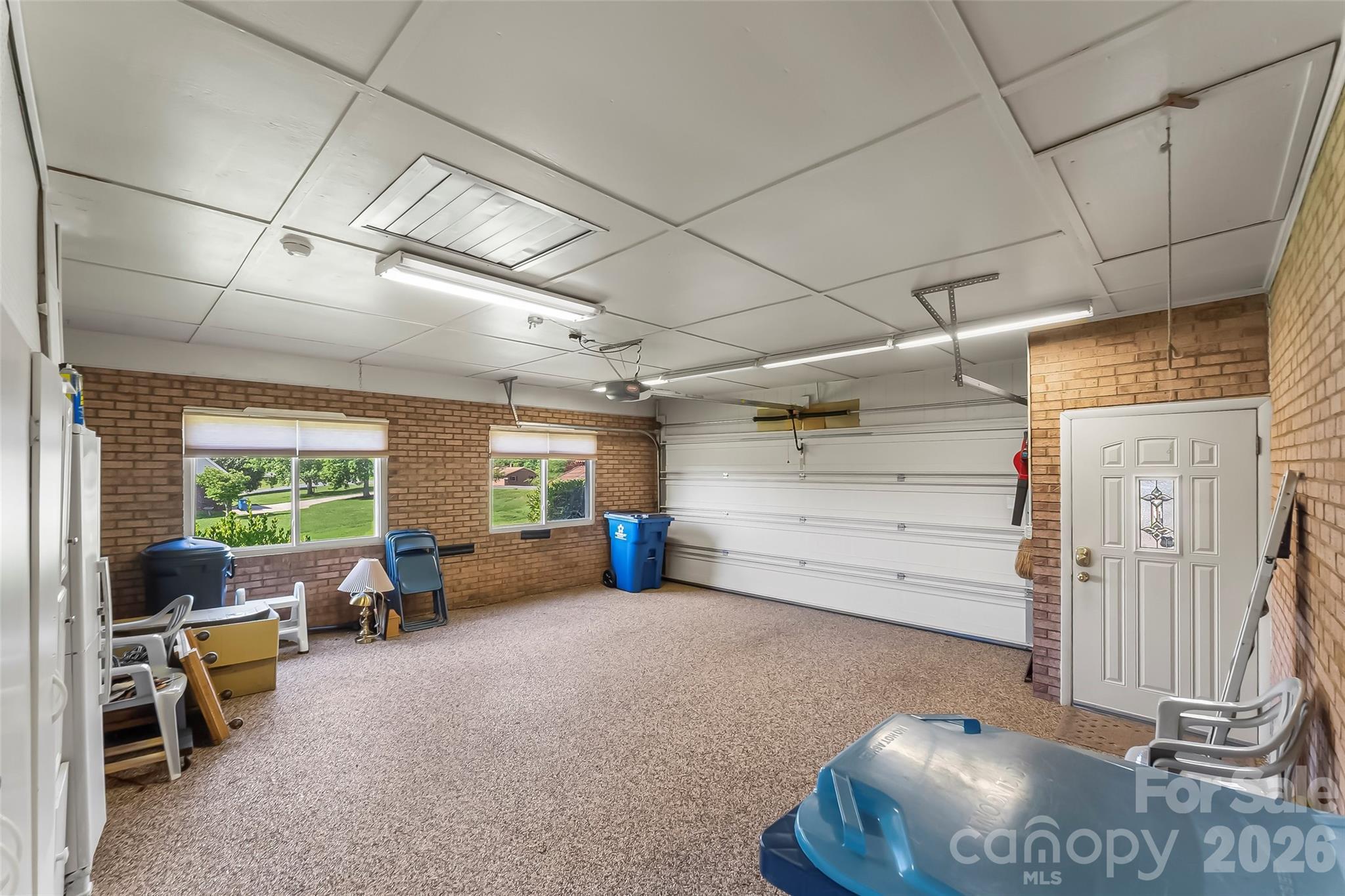 5305 Icard Ridge Road — Hickory