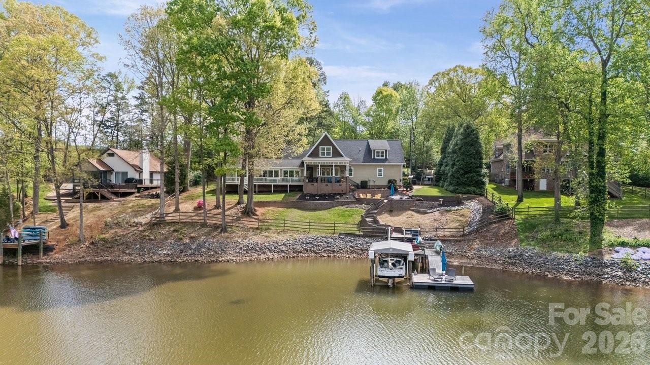 347 Whippoorwill Road — Mooresville