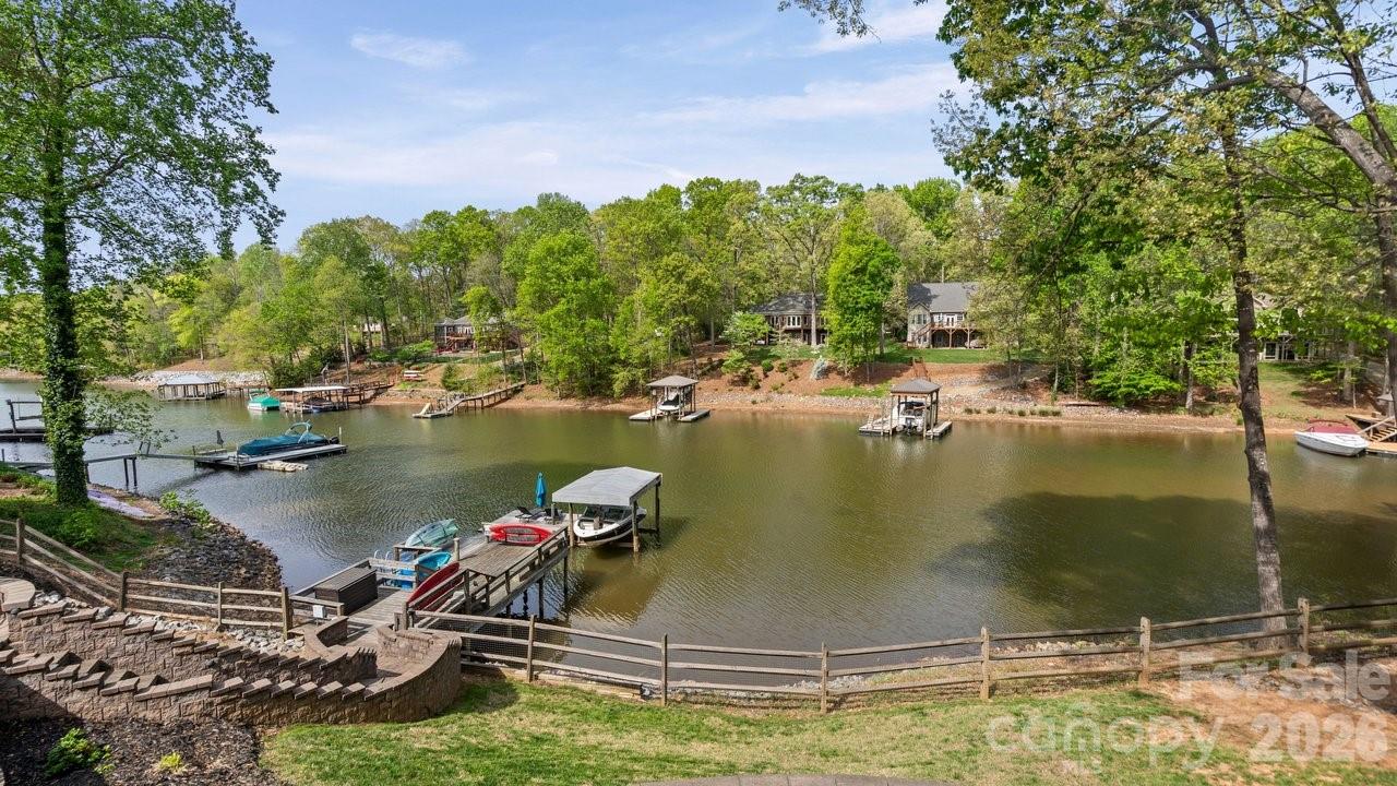 347 Whippoorwill Road — Mooresville
