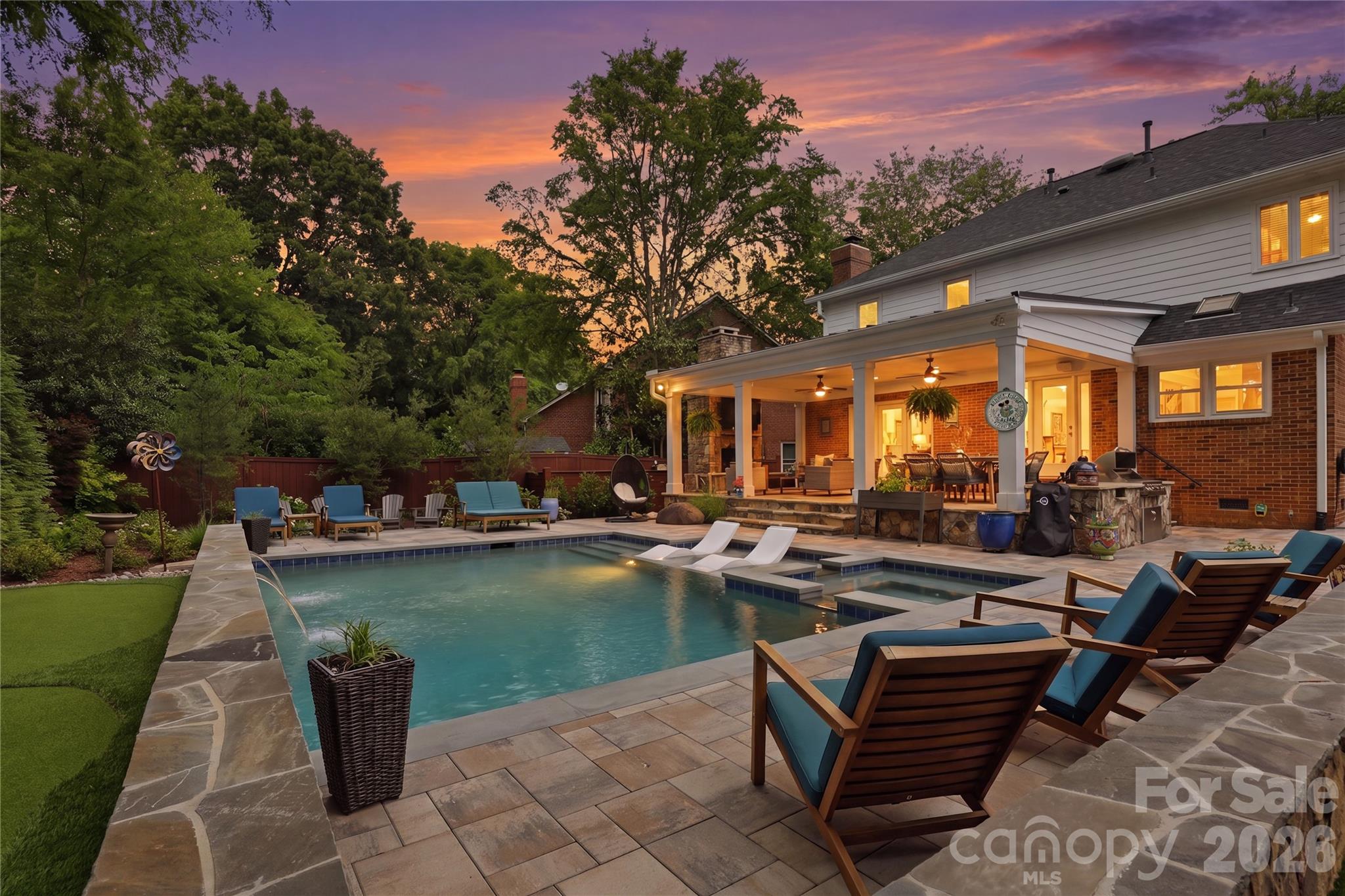 10040 Berkeley Forest Lane — Charlotte