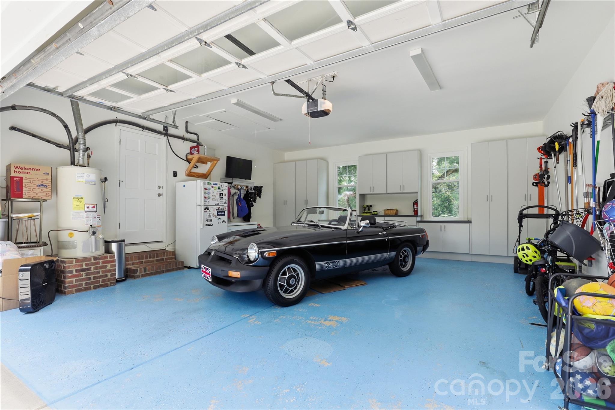 10040 Berkeley Forest Lane — Charlotte